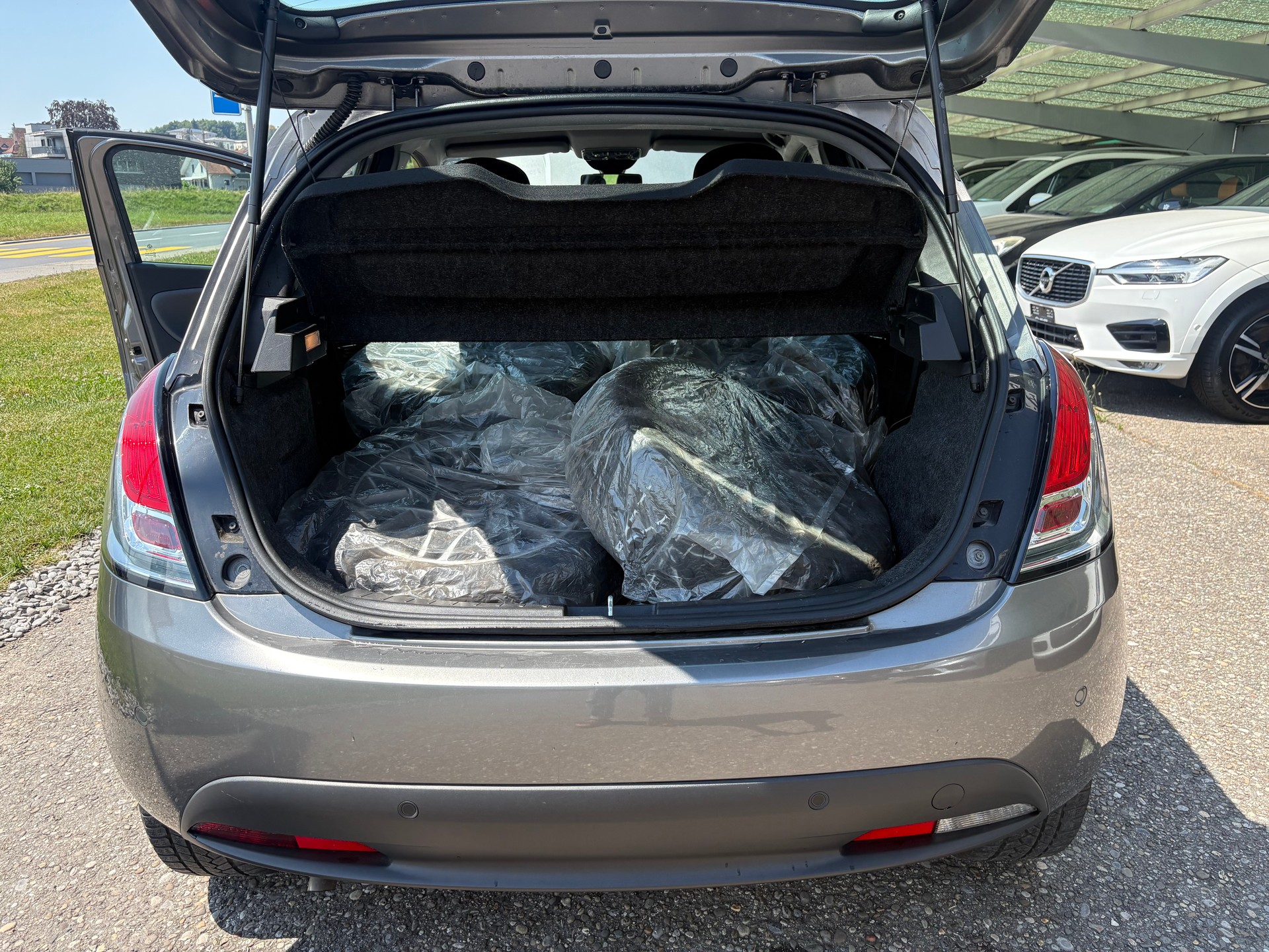 LANCIA Ypsilon 1.2 Silver-image-7