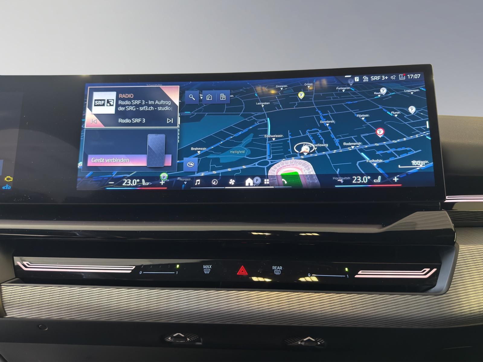 BMW 520d xDrive M-SportPaket-image-12