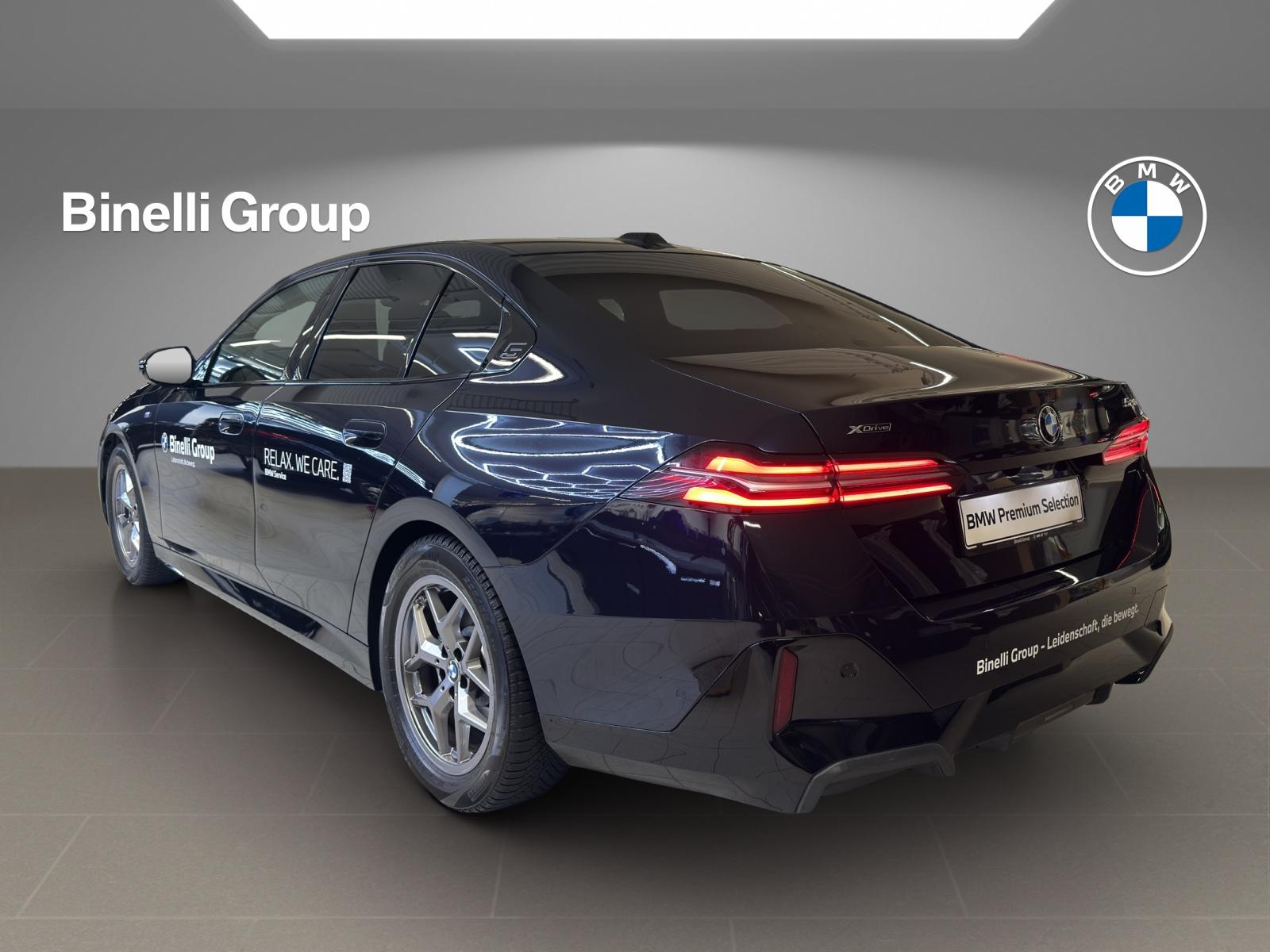 BMW 520d xDrive M-SportPaket-showroom-element-2