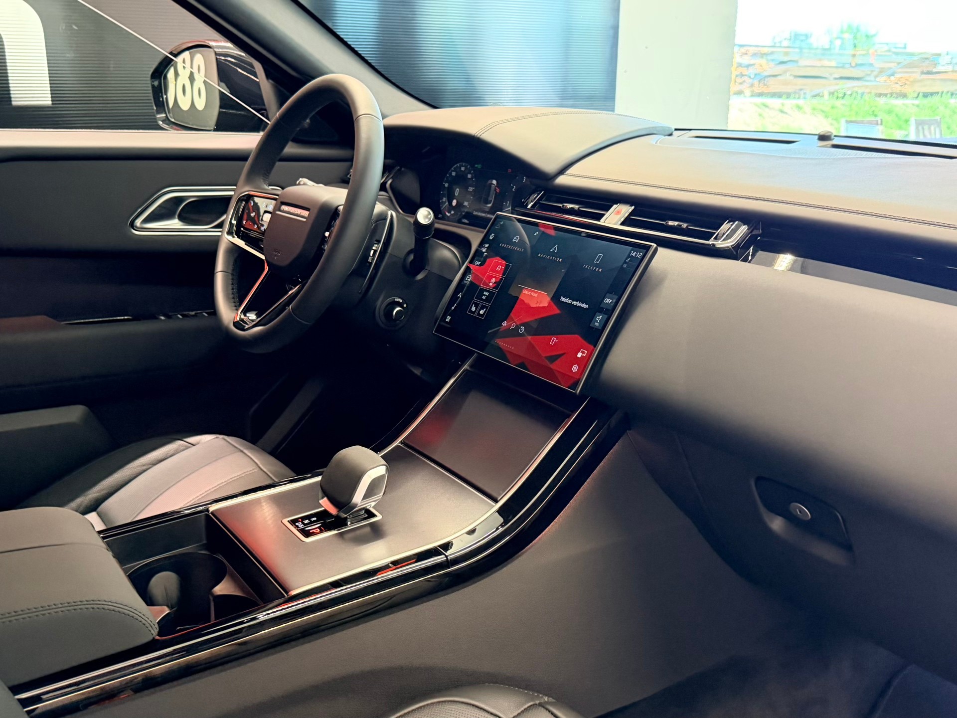 LAND ROVER Range Rover Velar Dynamic SE P 400 Automatic-image-20