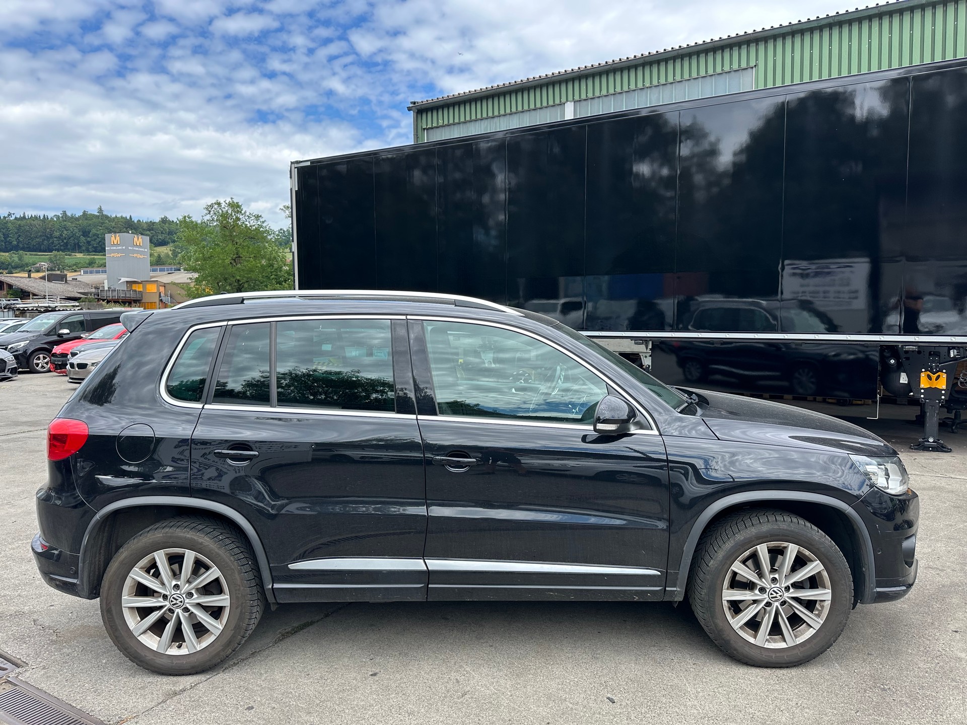VW Tiguan 2.0 TSI Cup R-Line 4Motion DSG-image-5