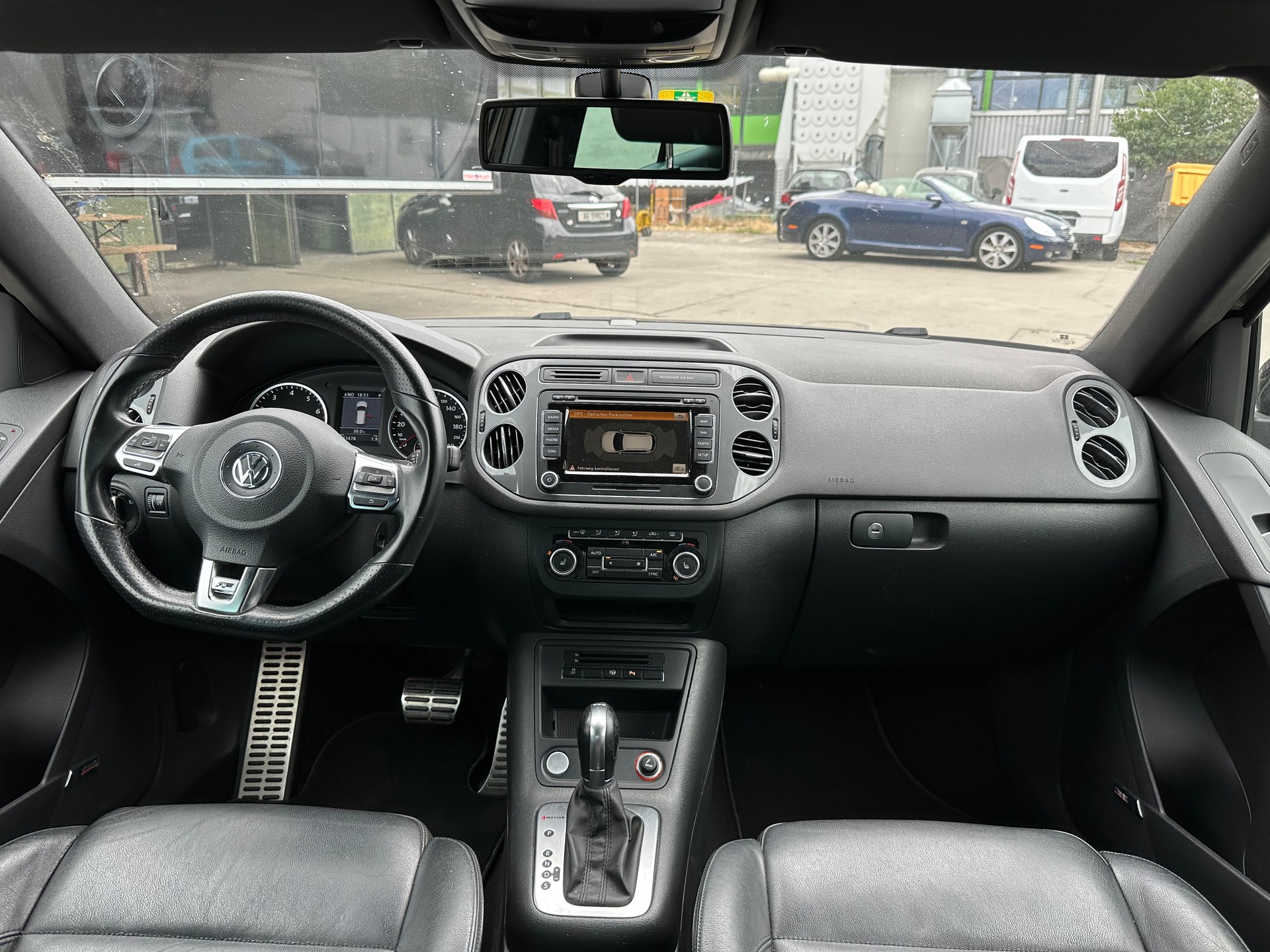 VW Tiguan 2.0 TSI Cup R-Line 4Motion DSG-image-13