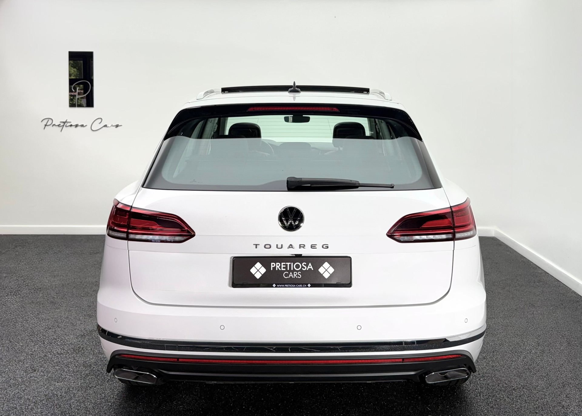 VW Touareg 3.0 TDI Elegance Tiptronic-image-5