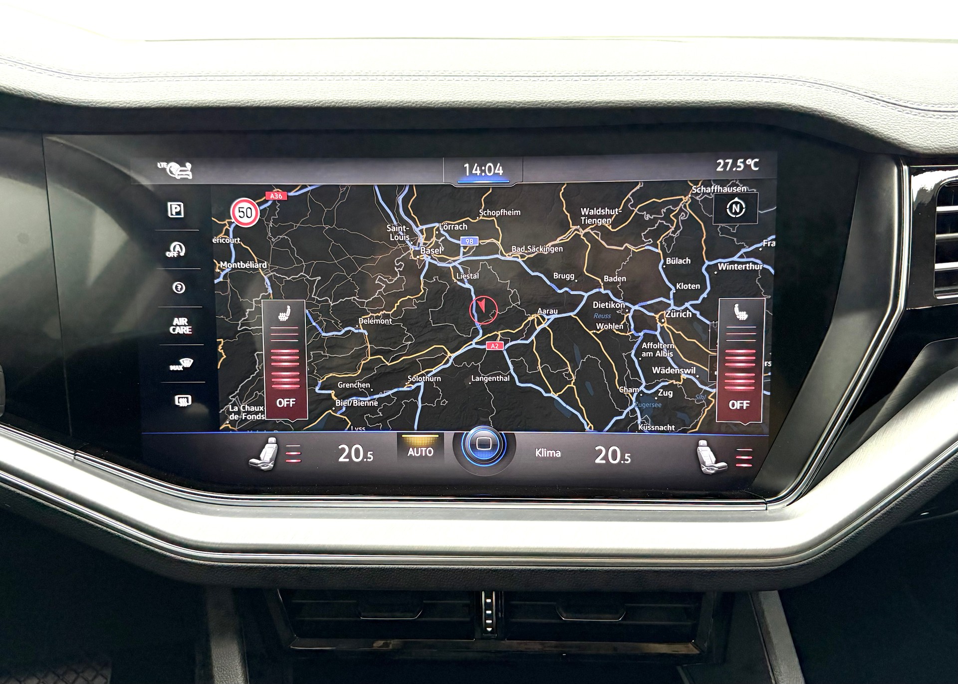 VW Touareg 3.0 TDI Elegance Tiptronic-image-11