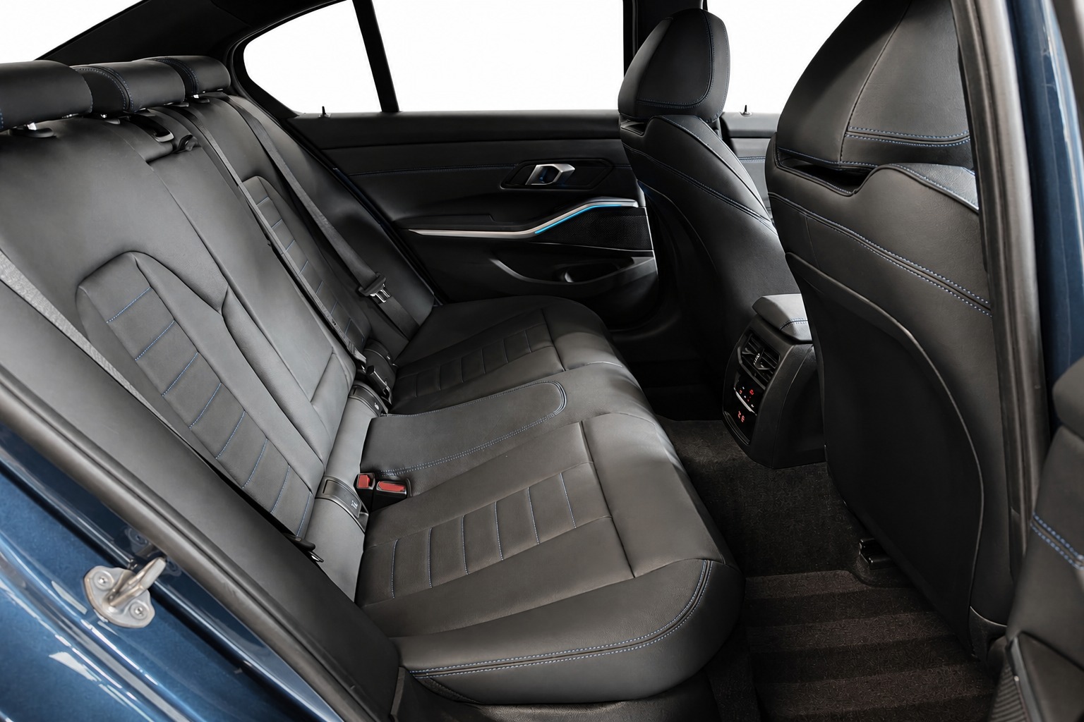 BMW M340i xDrive 48V Steptronic M-Performance-image-22