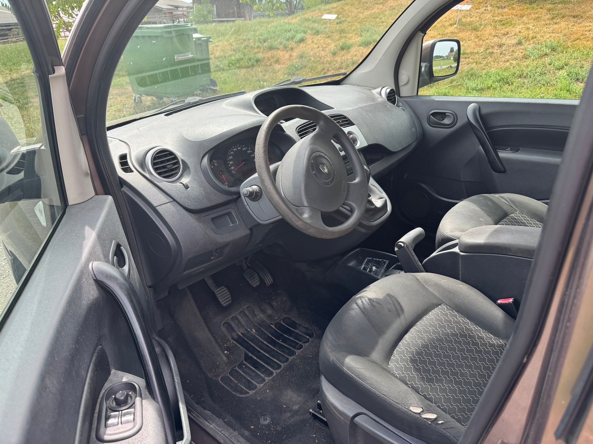 RENAULT Kangoo 1.5 dCi Expression-image-14
