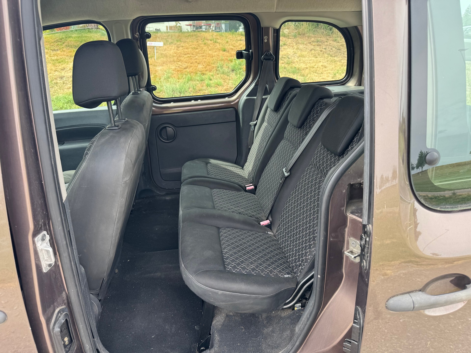 RENAULT Kangoo 1.5 dCi Expression-image-9