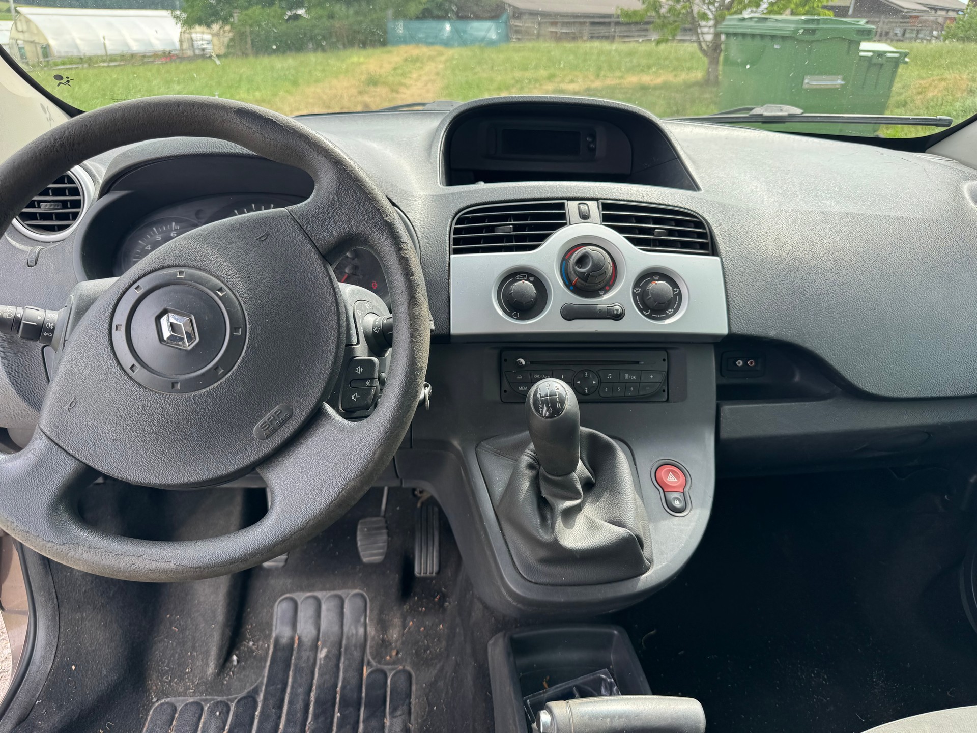 RENAULT Kangoo 1.5 dCi Expression-image-15