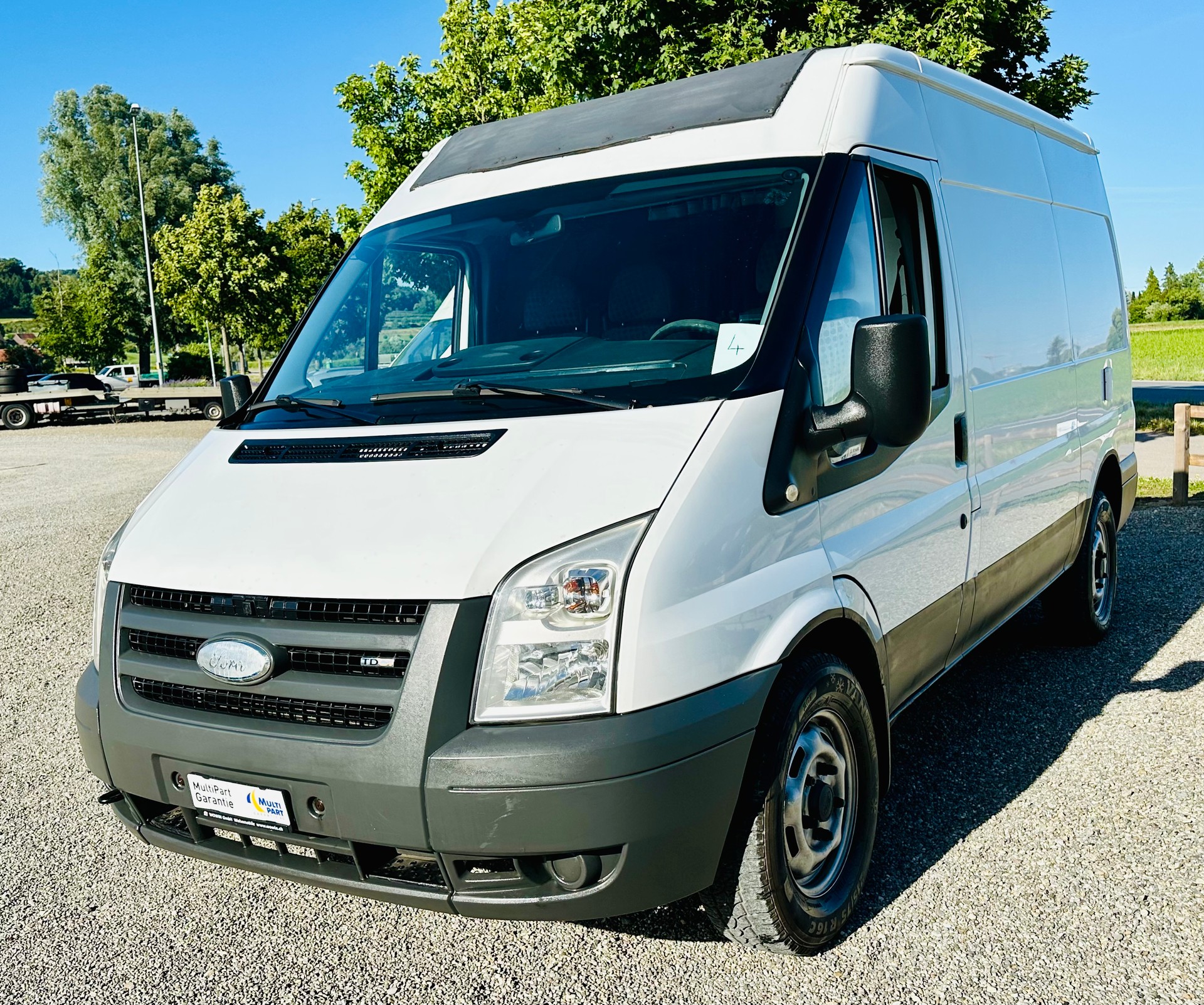 FORD 2.4TDCi 140PS CAMPER ***VÖLLIG AUTARK*** neuer Ausbau-image-6