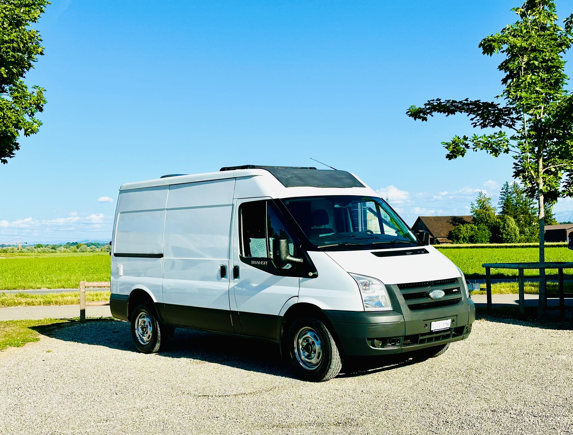 FORD 2.4TDCi 140PS CAMPER ***VÖLLIG AUTARK*** neuer Ausbau-image-0