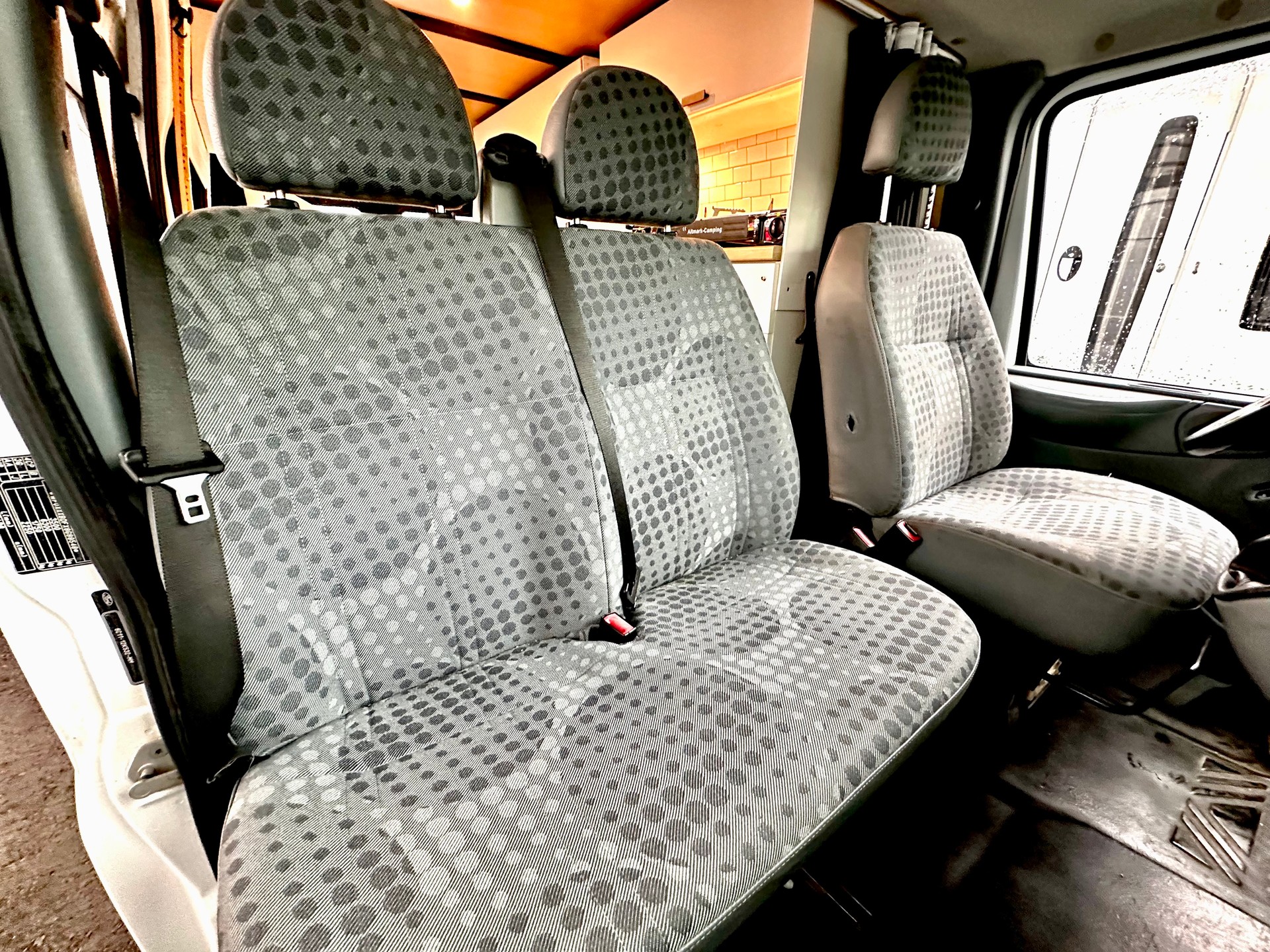 FORD 2.4TDCi 140PS CAMPER ***VÖLLIG AUTARK*** neuer Ausbau-image-28