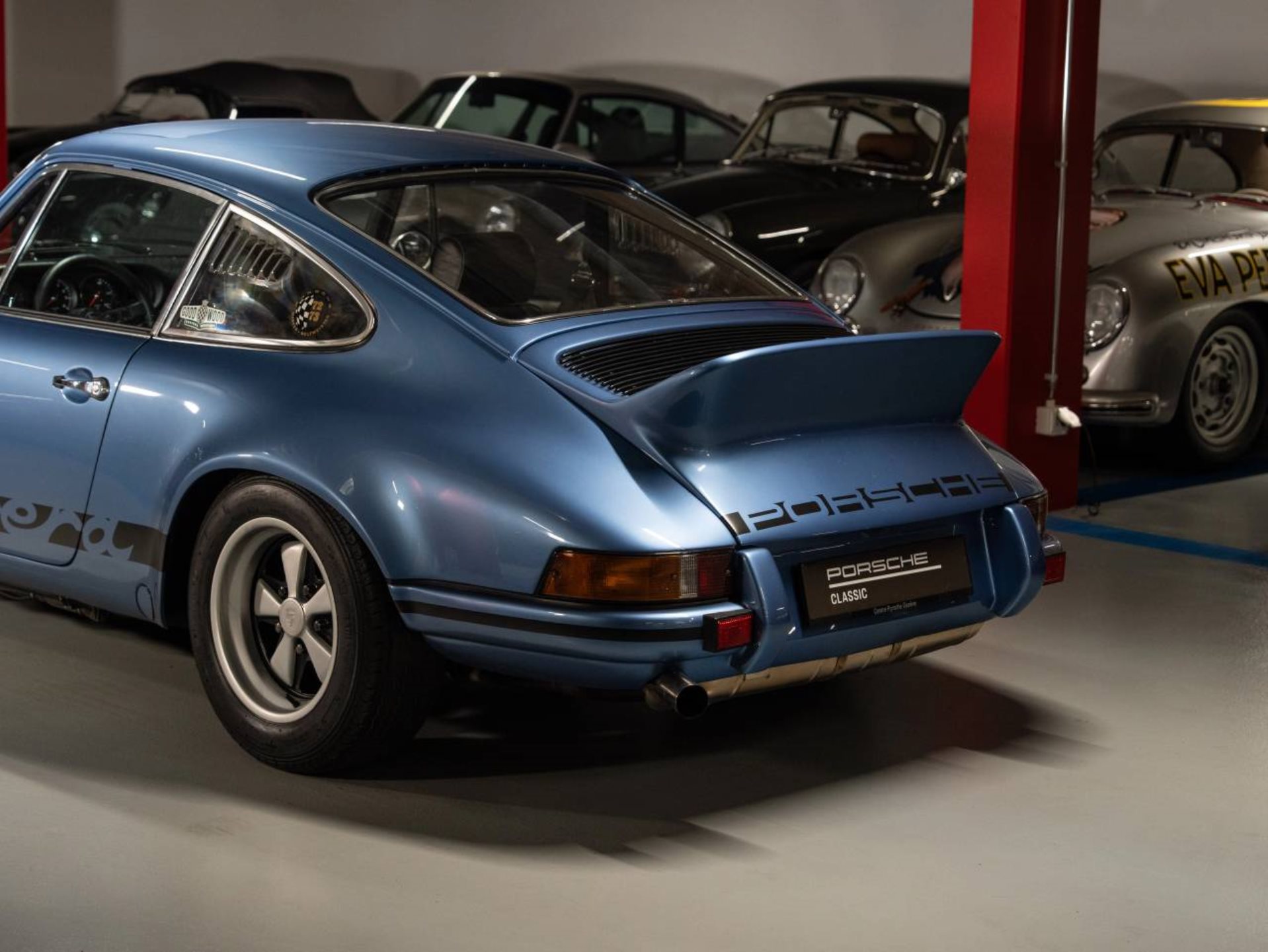 PORSCHE 911 T 2.4 Coupé-image-26