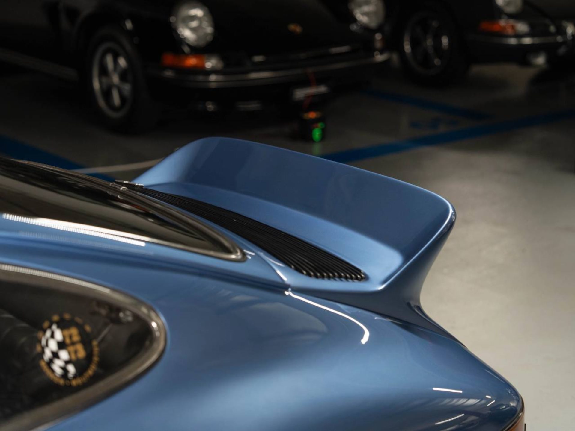 PORSCHE 911 T 2.4 Coupé-image-28