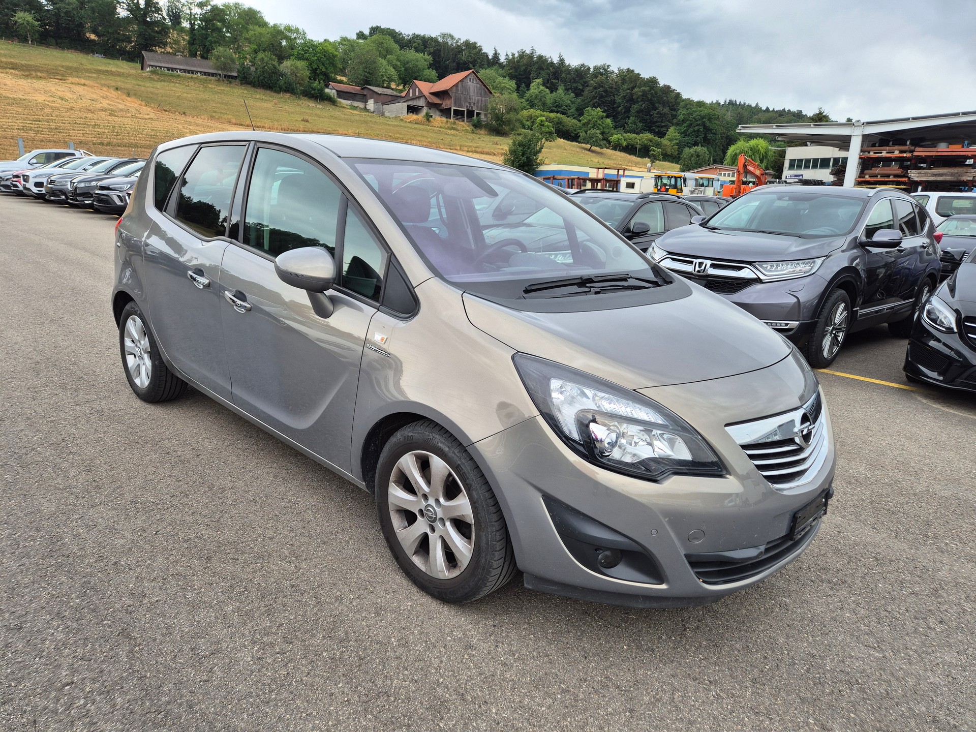 OPEL Meriva 1.4 Turbo Anniversary Edition-image-1