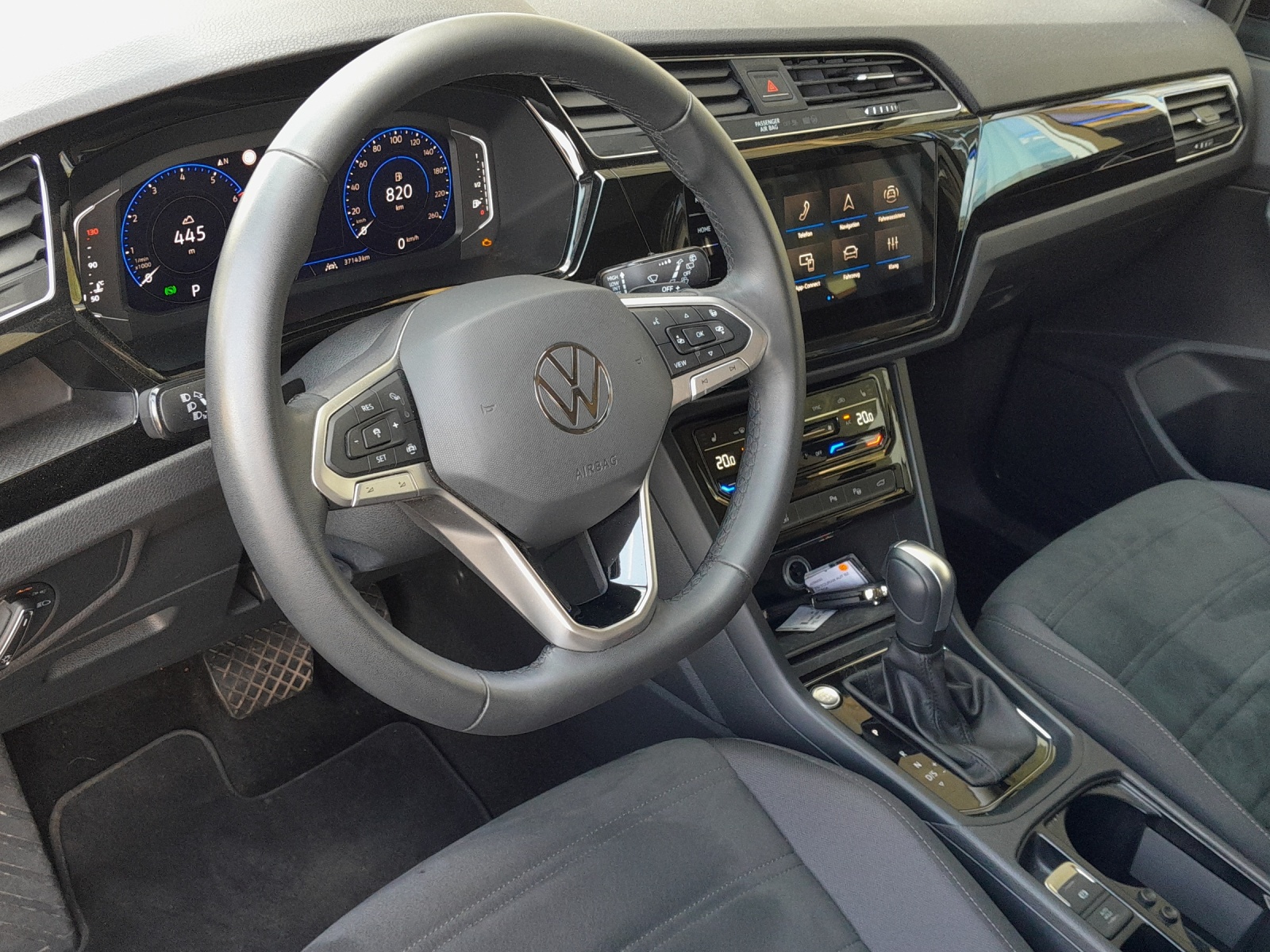 VW Touran 1.5 TSI EVO Highline DSG-image-7