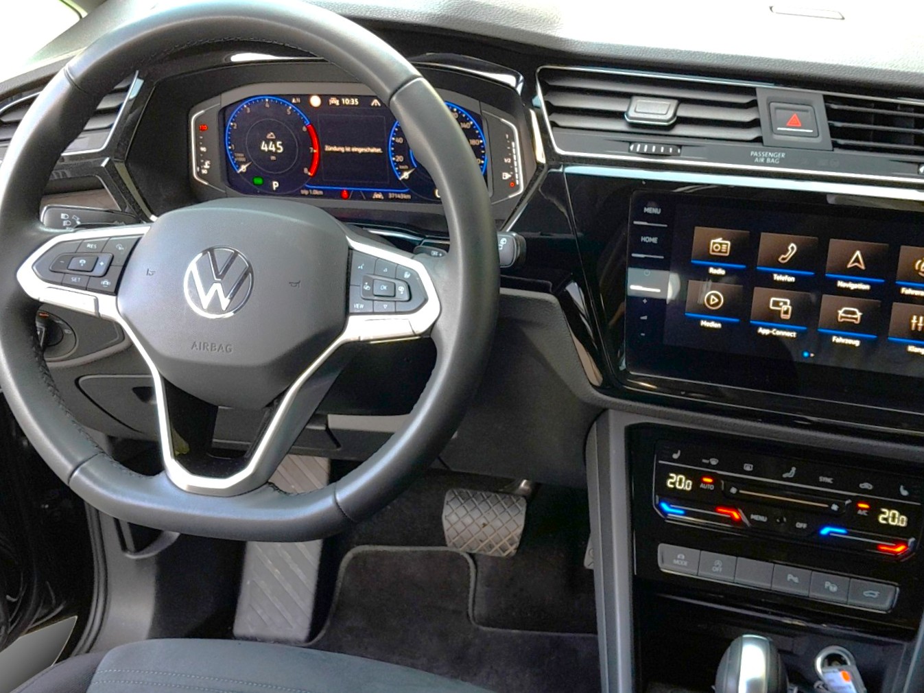 VW Touran 1.5 TSI EVO Highline DSG-image-8