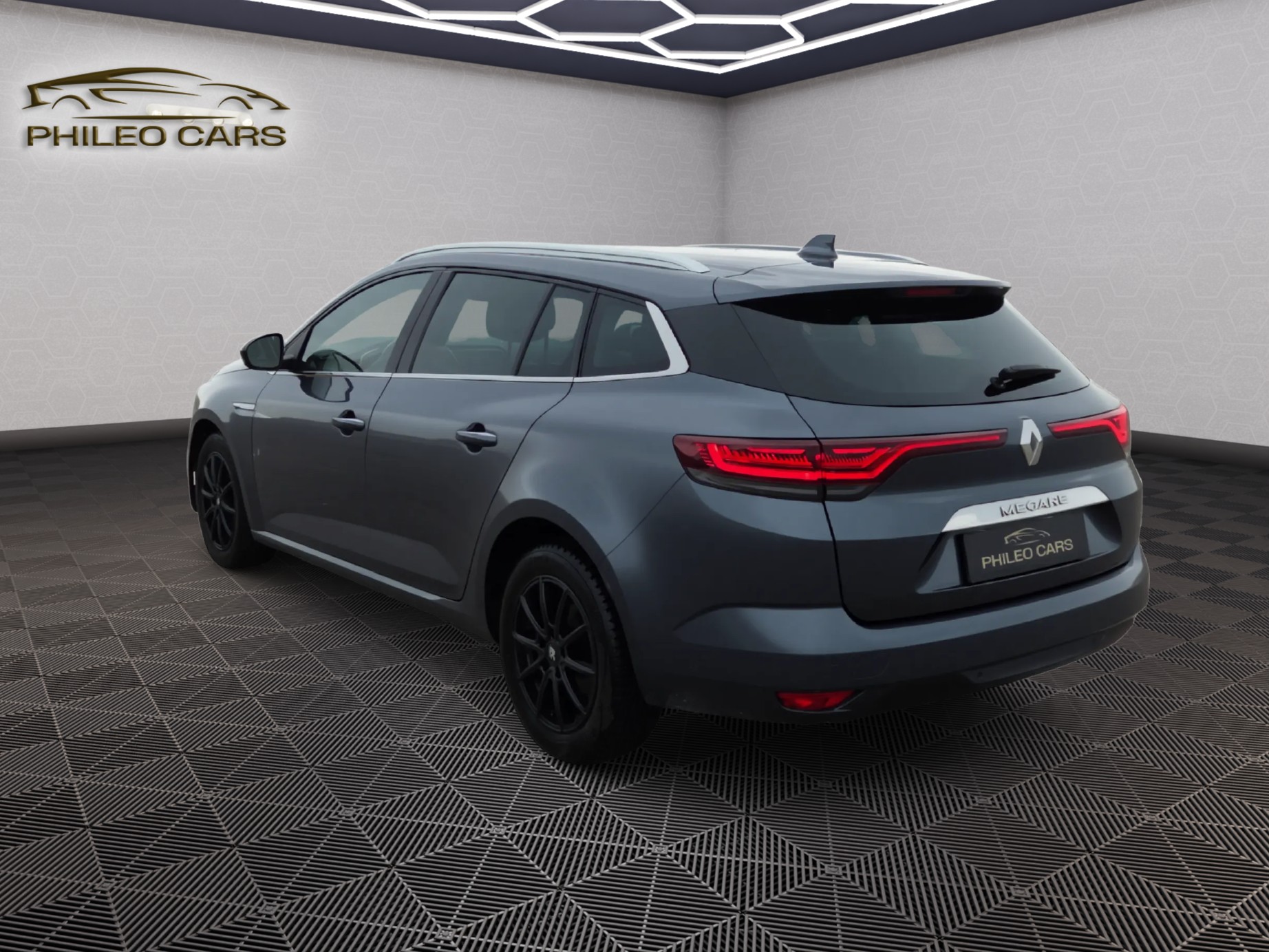 RENAULT Mégane Grandtour 1.3 16V Turbo Techno EDC-image-6