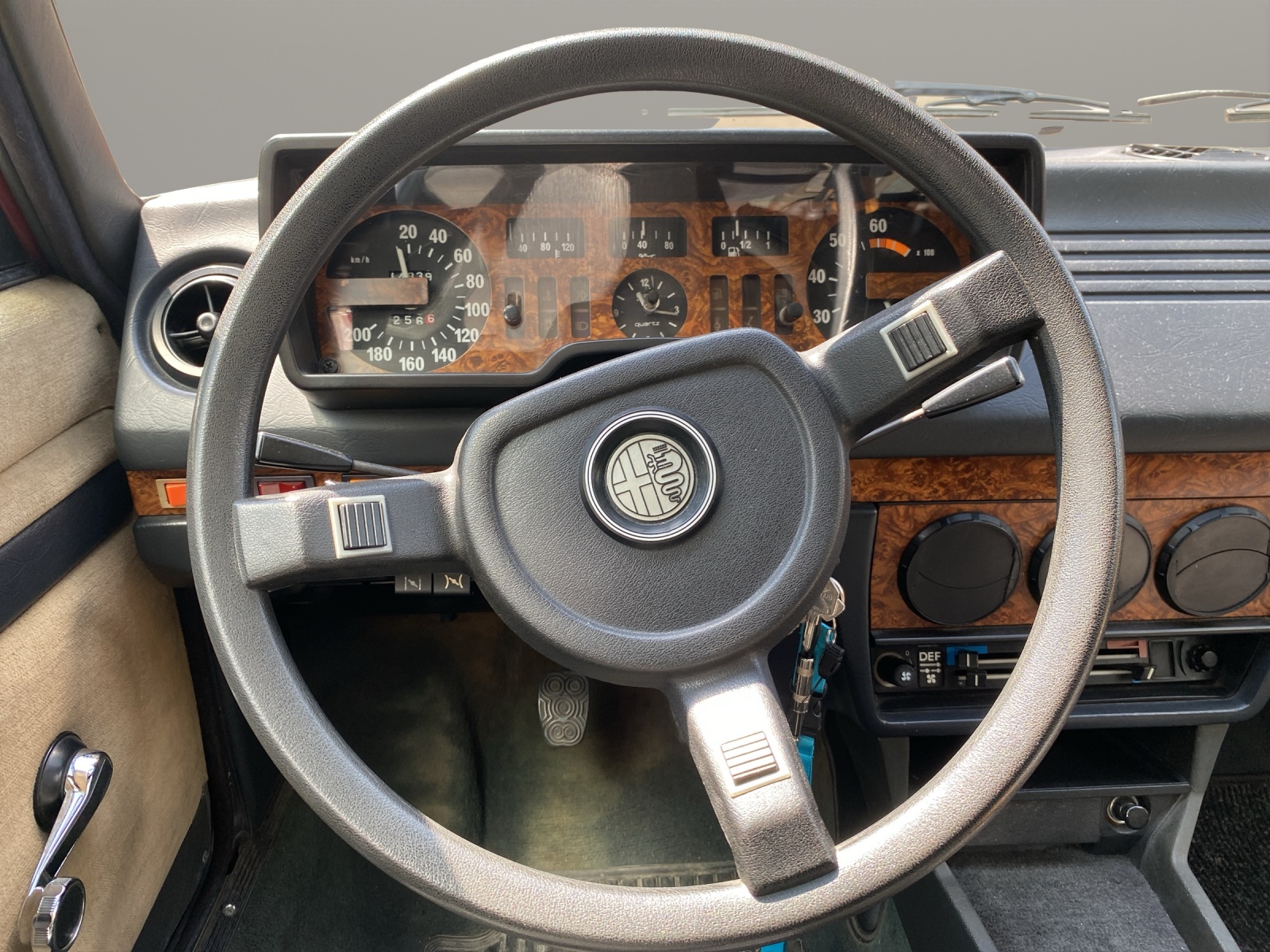 ALFA ROMEO ALFETTA 2.0l-image-12