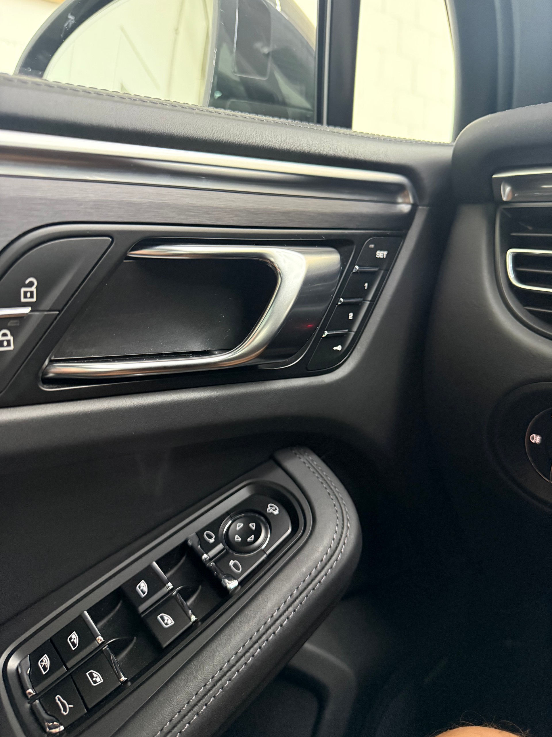 PORSCHE Macan GTS PDK-image-22
