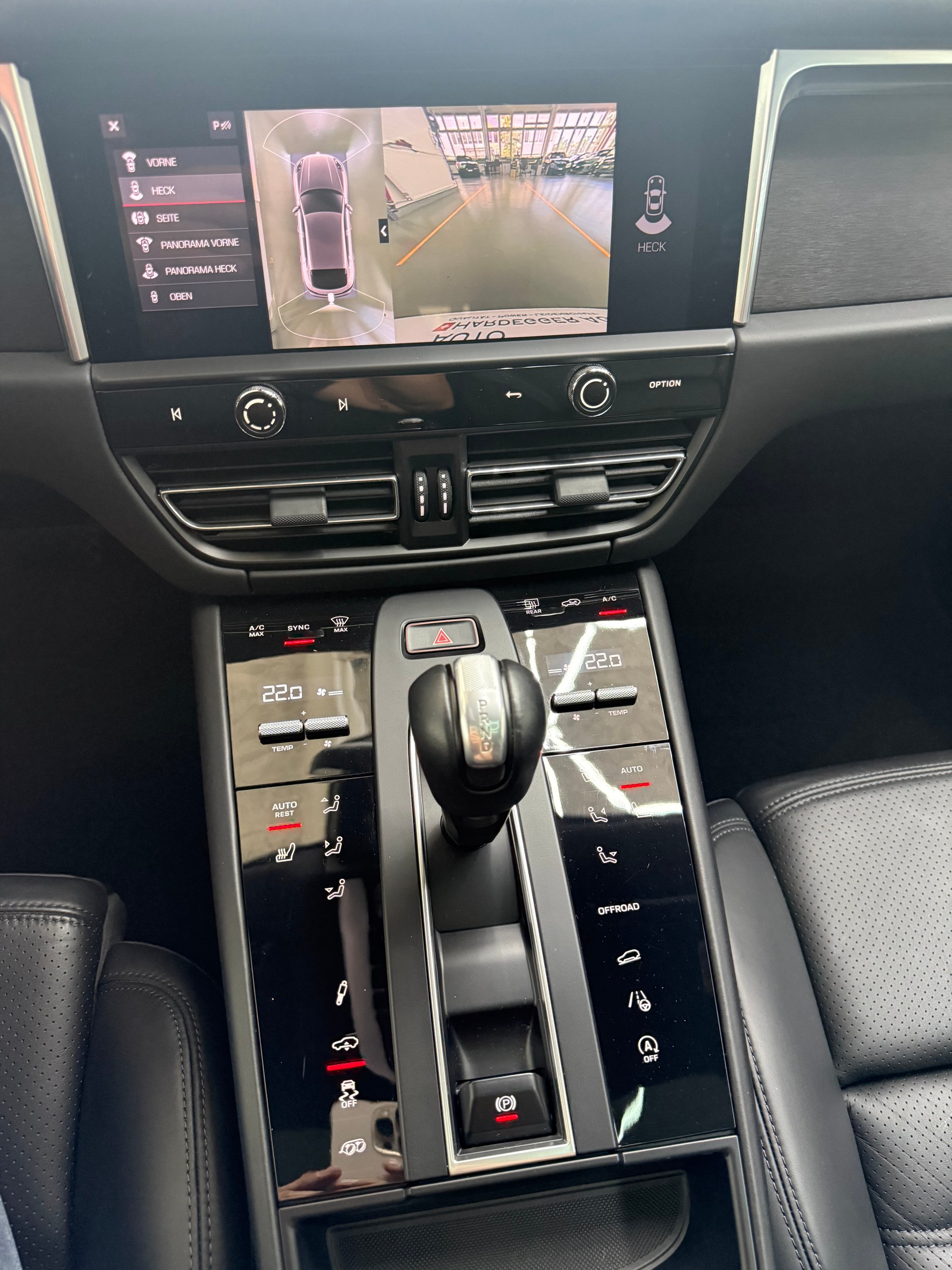 PORSCHE Macan GTS PDK-image-24