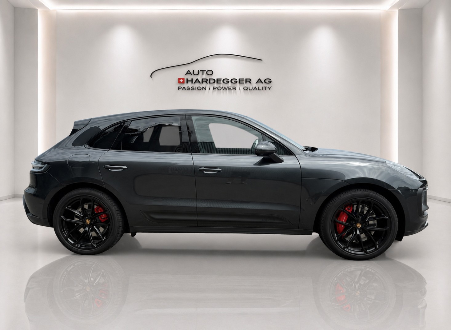PORSCHE Macan GTS PDK-image-2