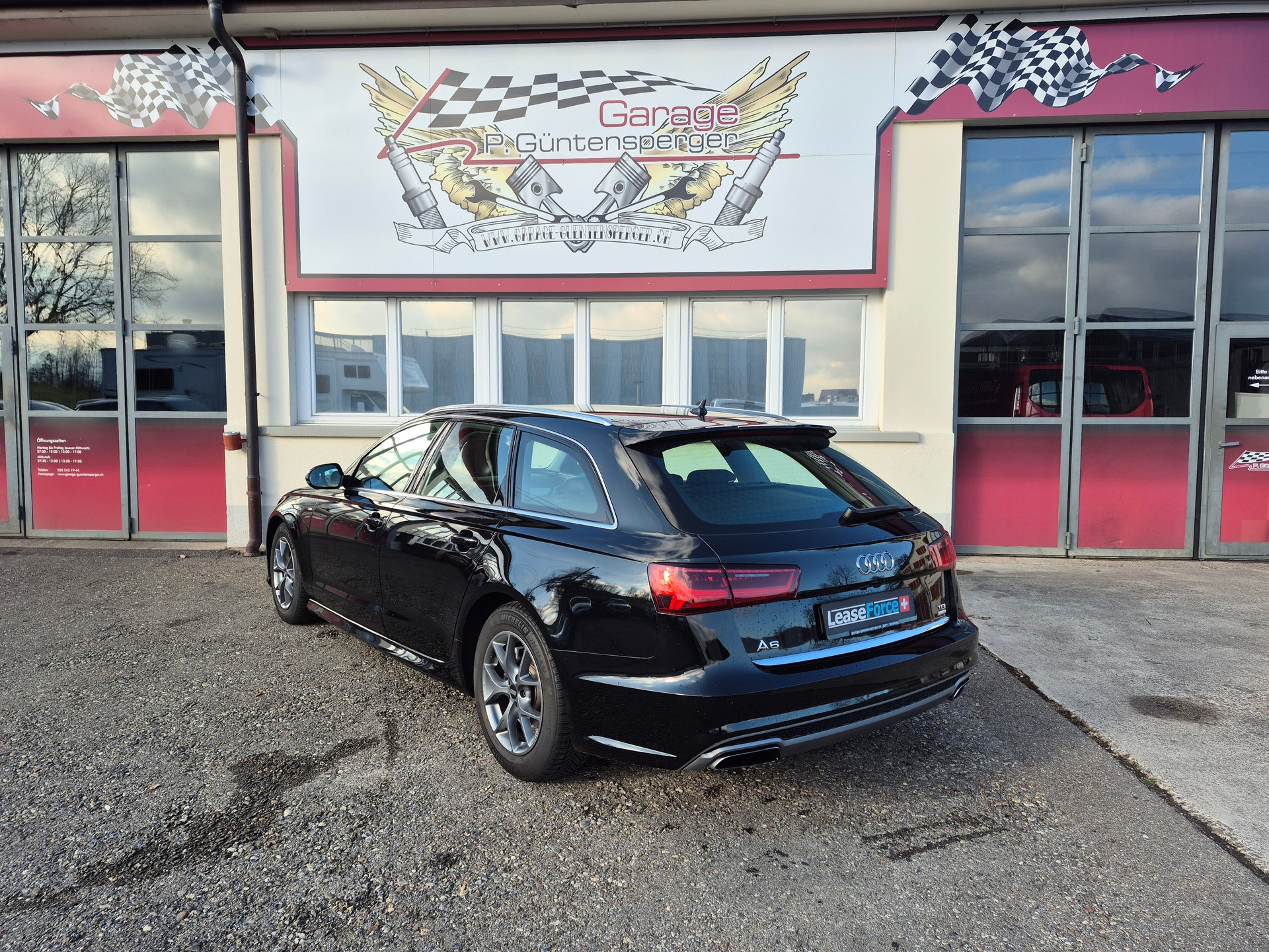 AUDI A6 Avant 2.0 TDI quattro S-tronic-image-11