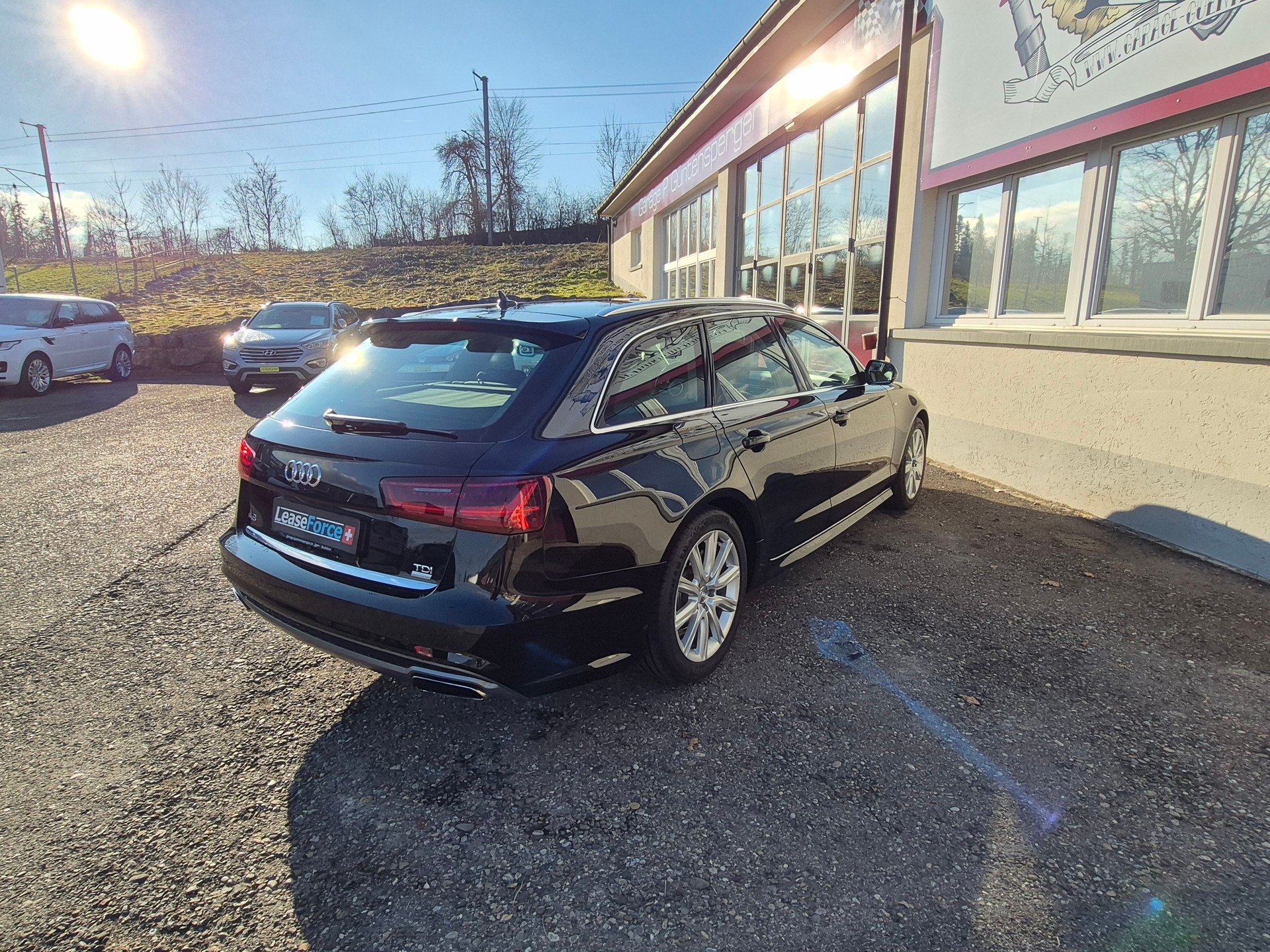 AUDI A6 Avant 2.0 TDI quattro S-tronic-image-3