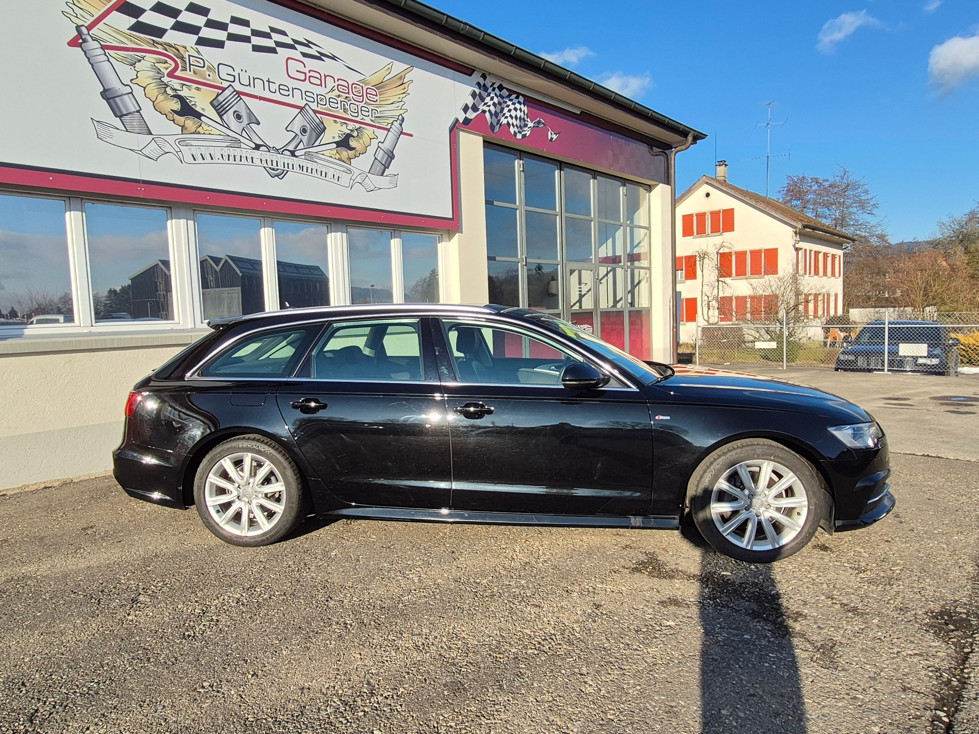 AUDI A6 Avant 2.0 TDI quattro S-tronic-image-1