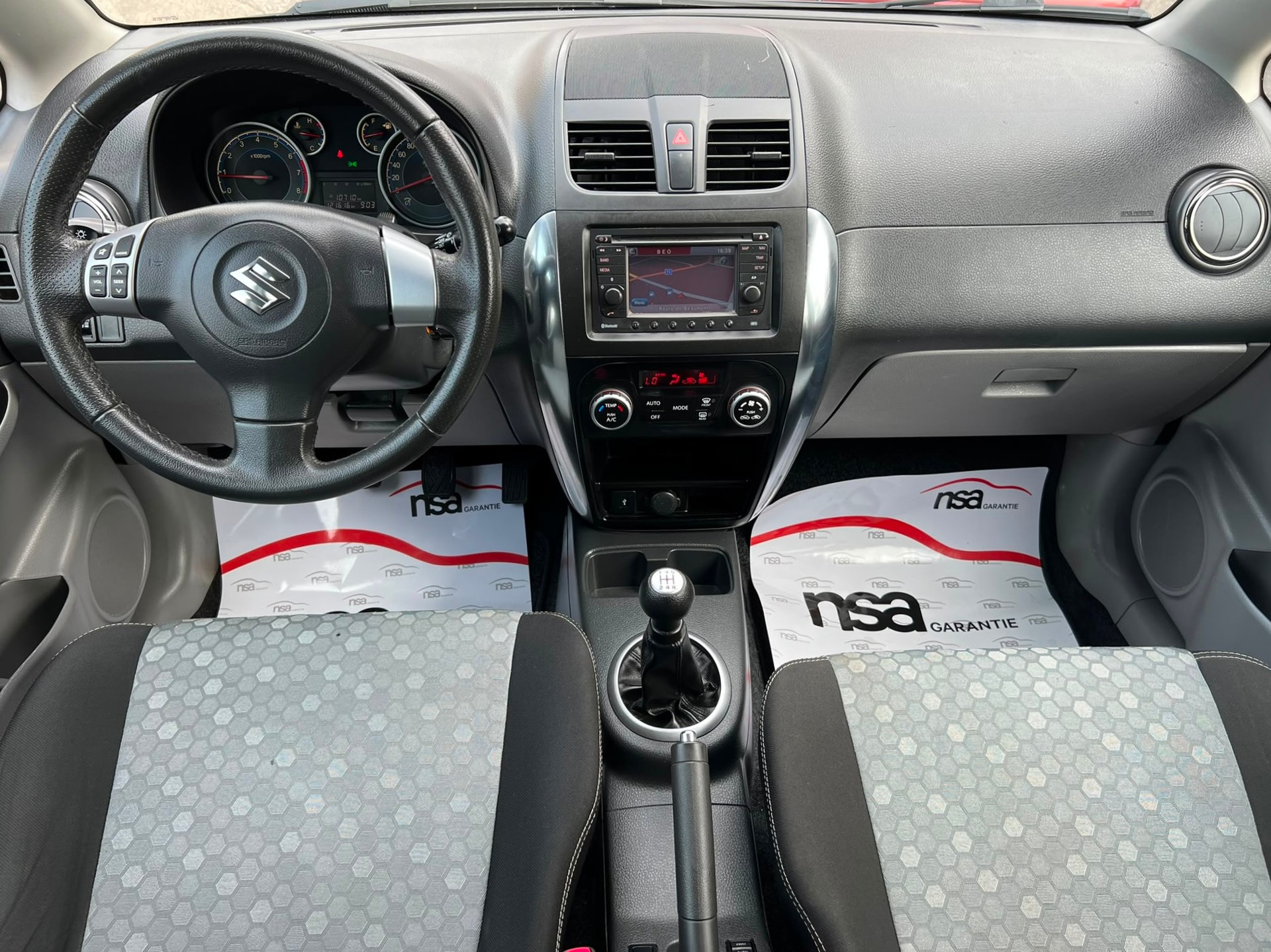 SUZUKI SX4 1.6 16V GL Piz Sulai 4WD-image-7
