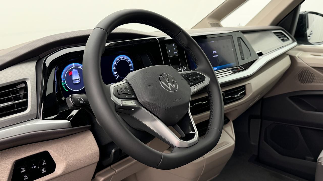 VW Multivan 1.5 eHybrid Life Edition Lang DSG-image-6