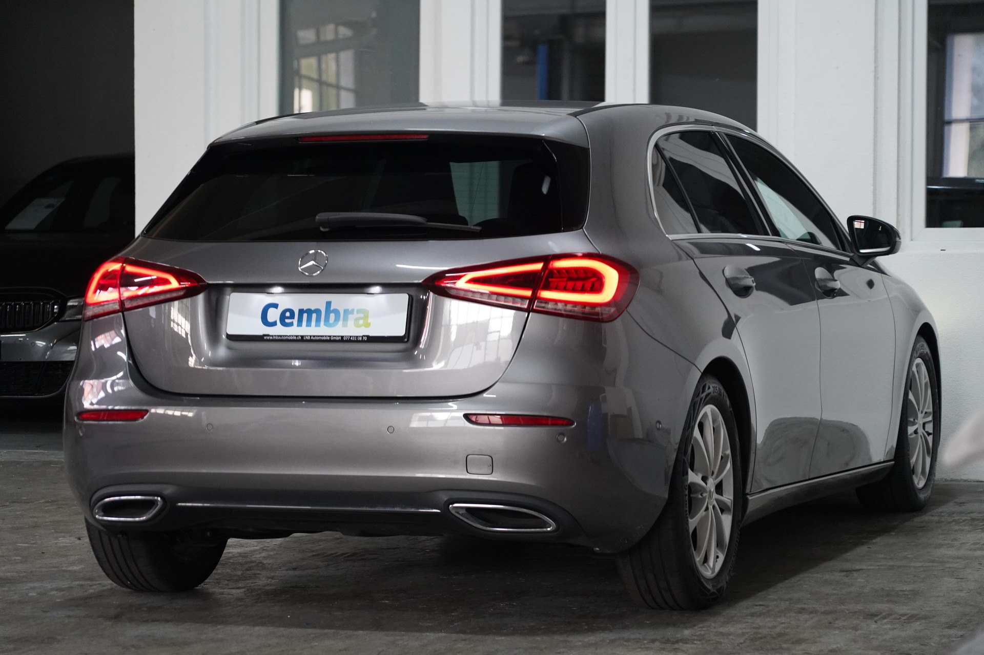 MERCEDES-BENZ A 180 d-image-5