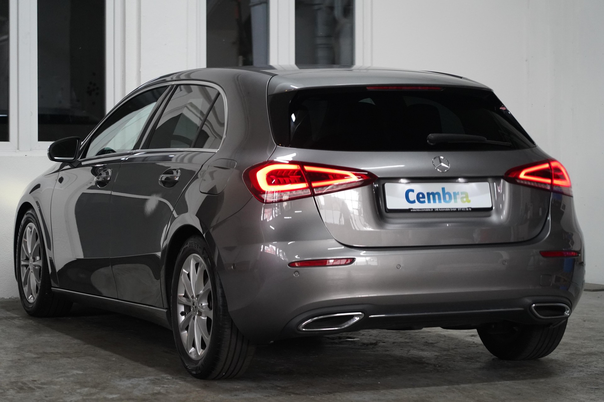 MERCEDES-BENZ A 180 d-image-3