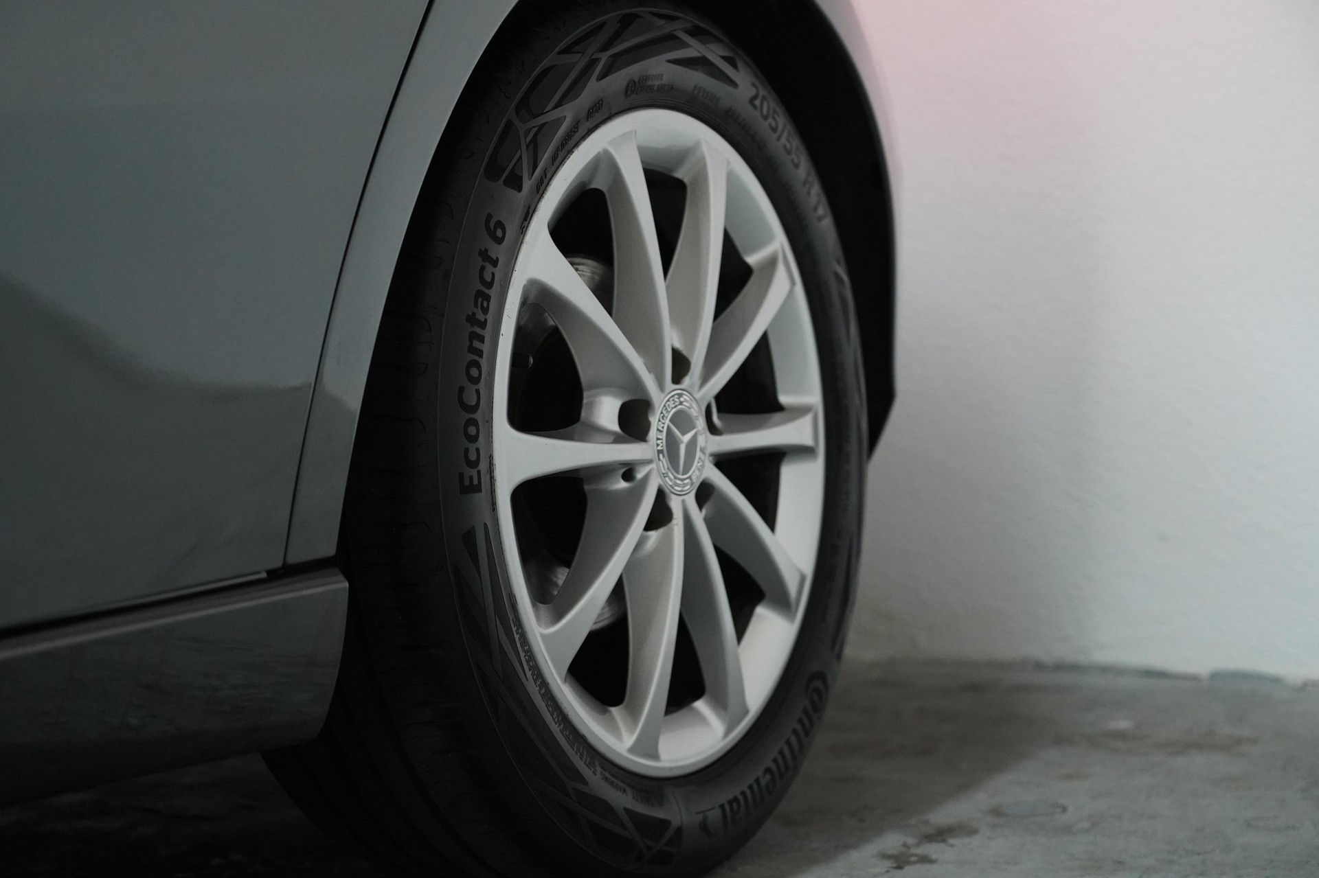 MERCEDES-BENZ A 180 d-image-2