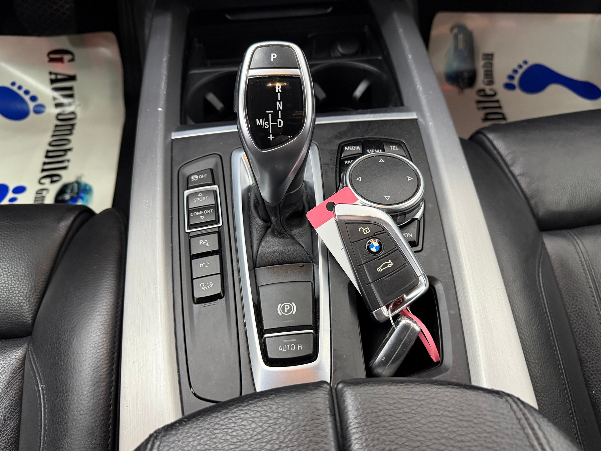 BMW X5 xDrive 30d Steptronic-image-13