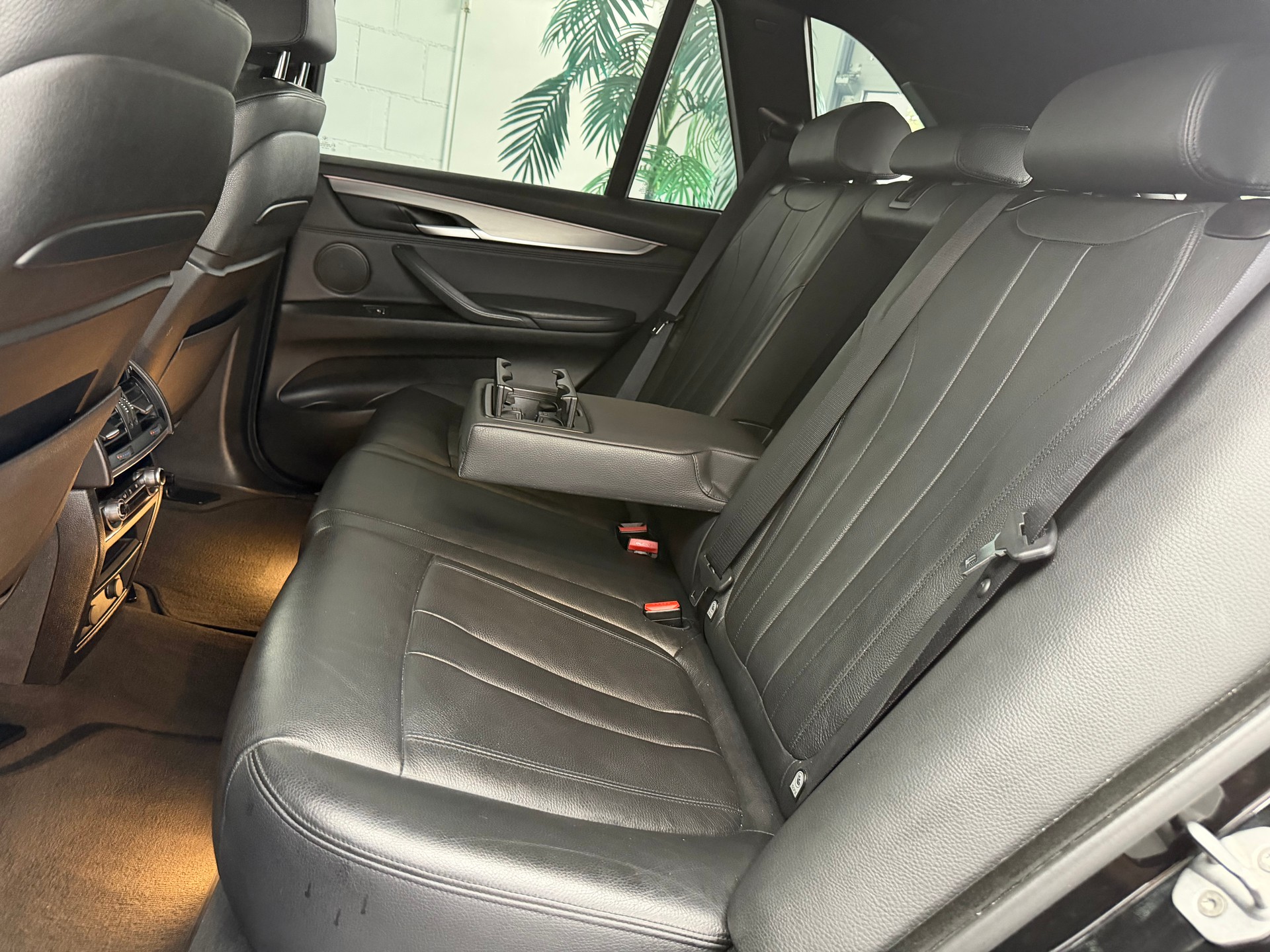 BMW X5 xDrive 30d Steptronic-image-12
