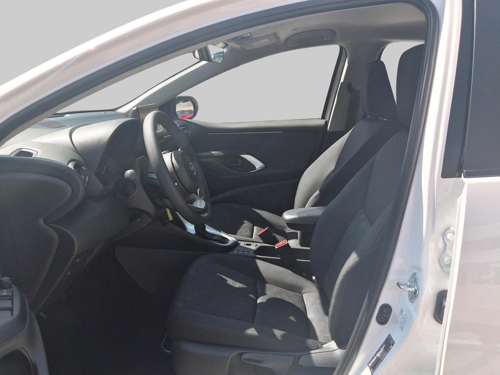 MAZDA 2 Hybrid Prime-line-image-7
