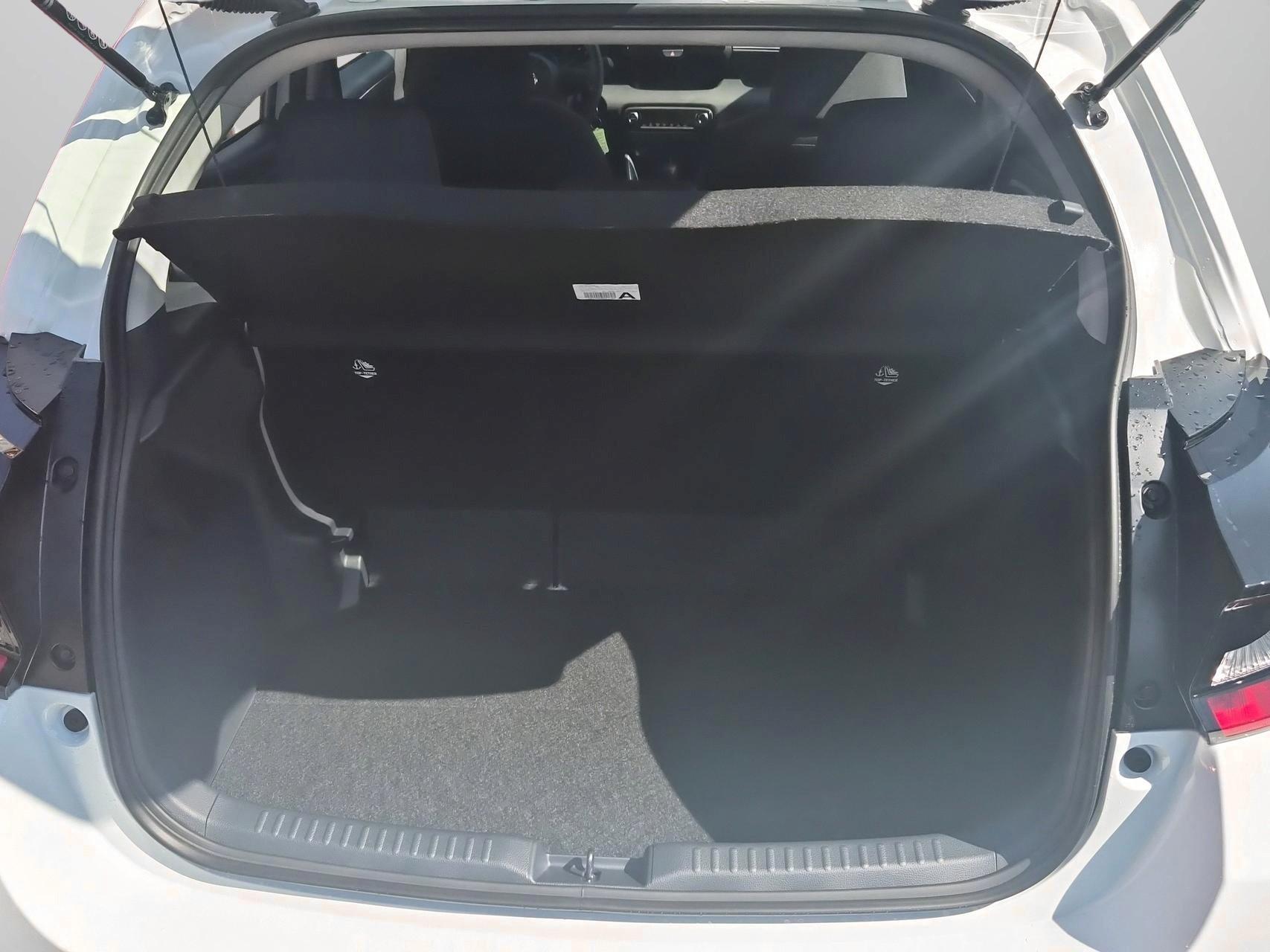 MAZDA 2 Hybrid Prime-line-image-13