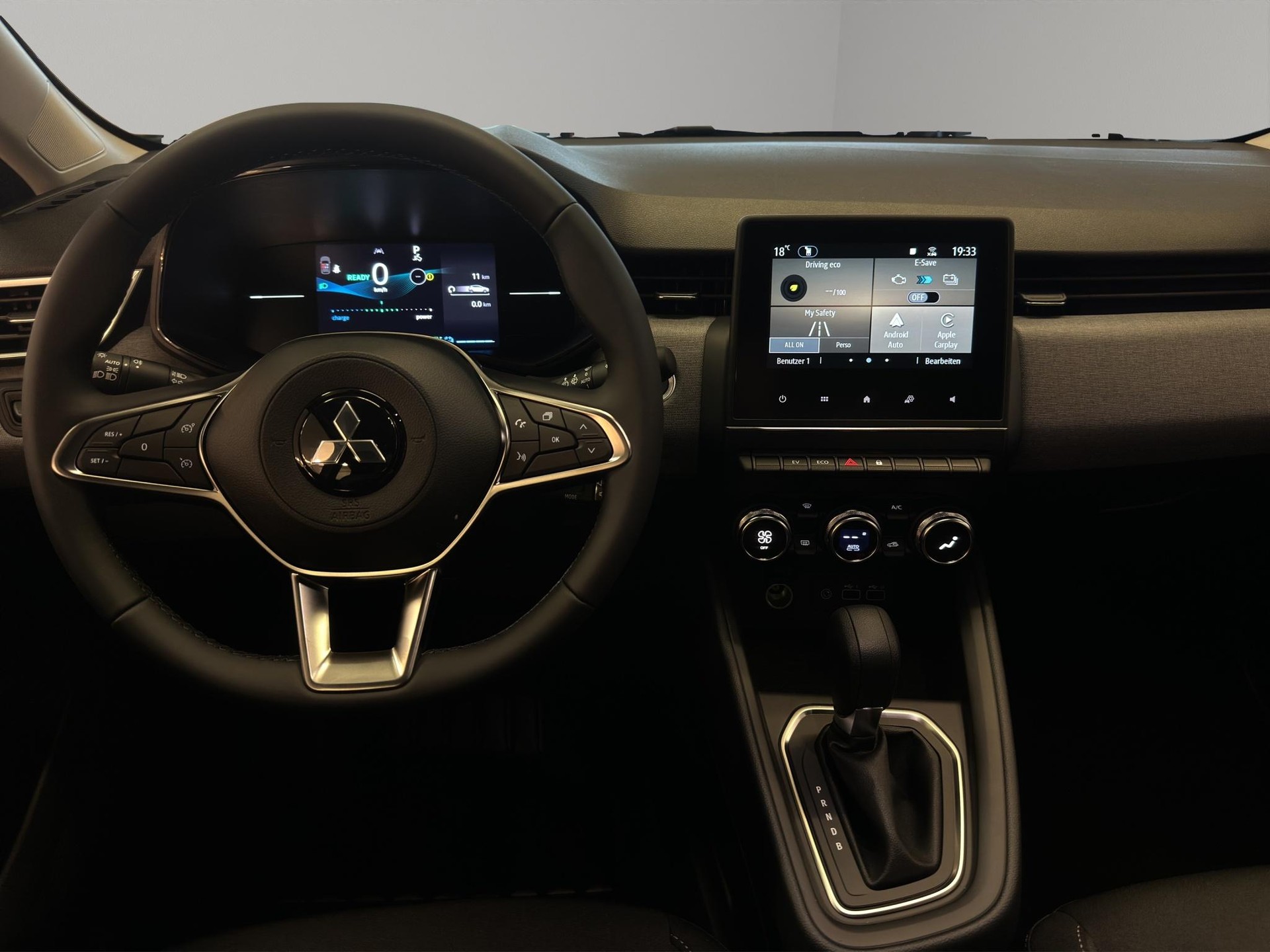 MITSUBISHI Colt 1.6 HEV Invite-image-3