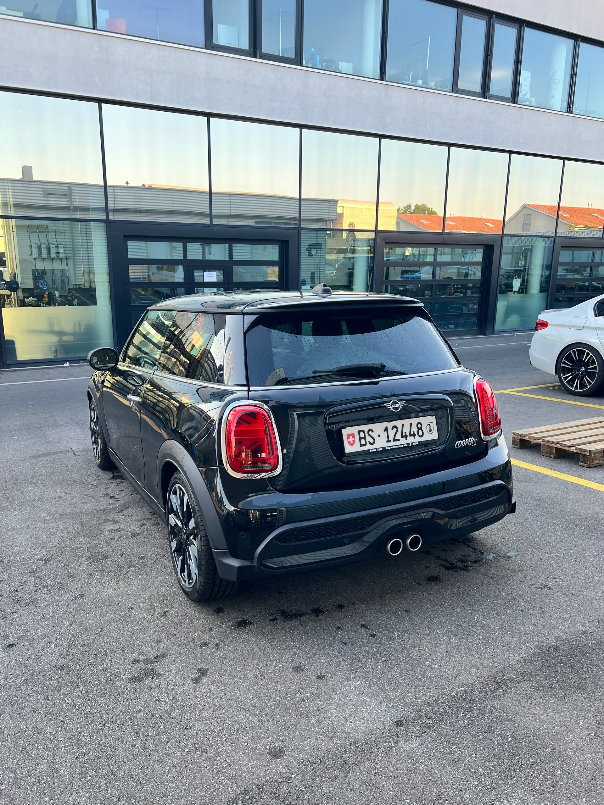 MINI 2.0i Cooper S-image-3