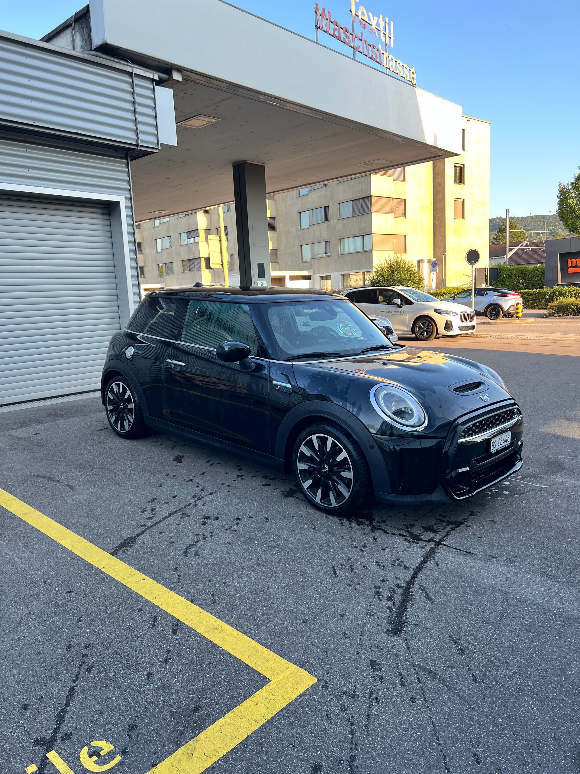 MINI 2.0i Cooper S-image-0
