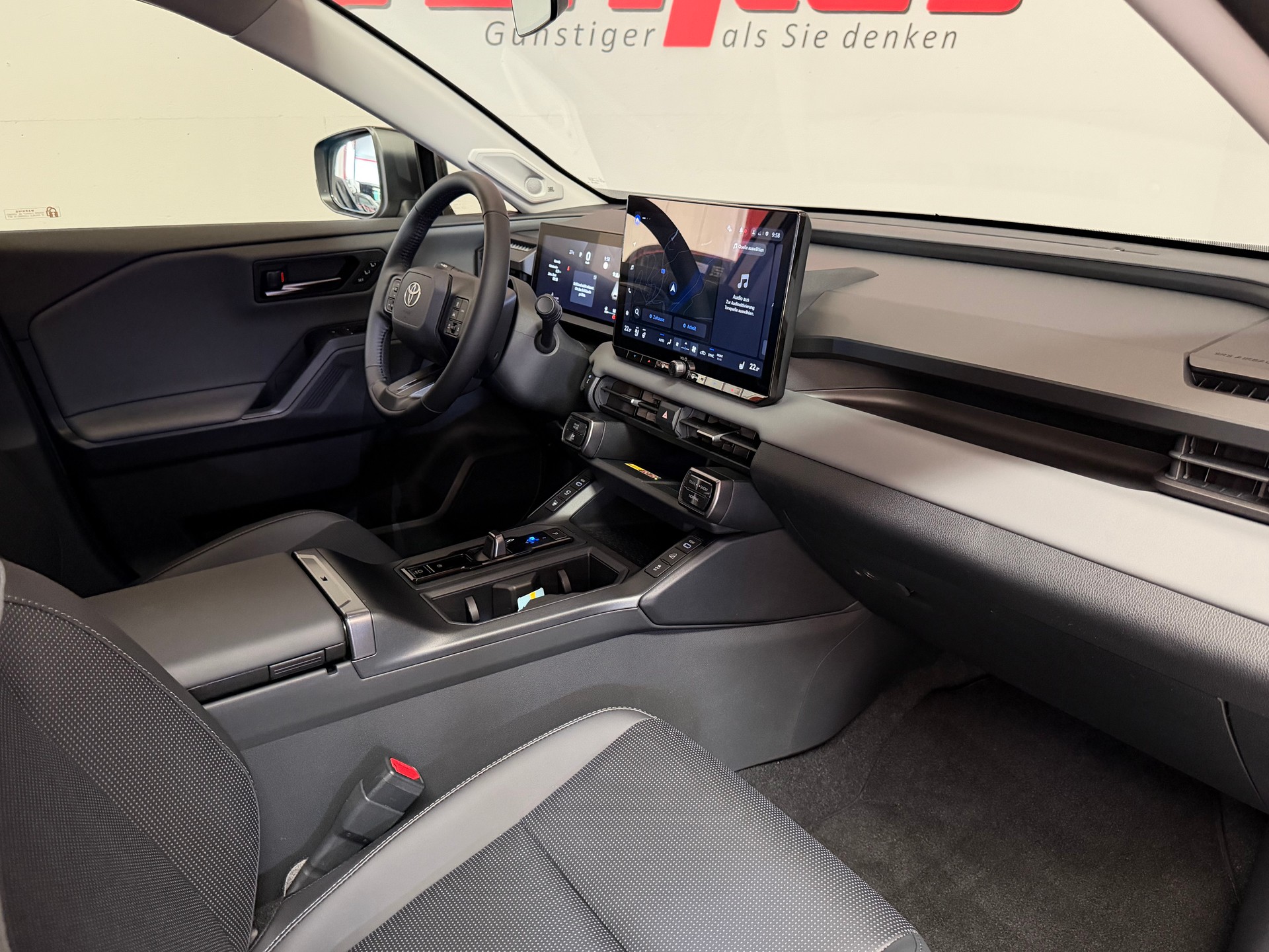TOYOTA RAV-4 2.5 HSD Premium e-CVT AWD-image-20