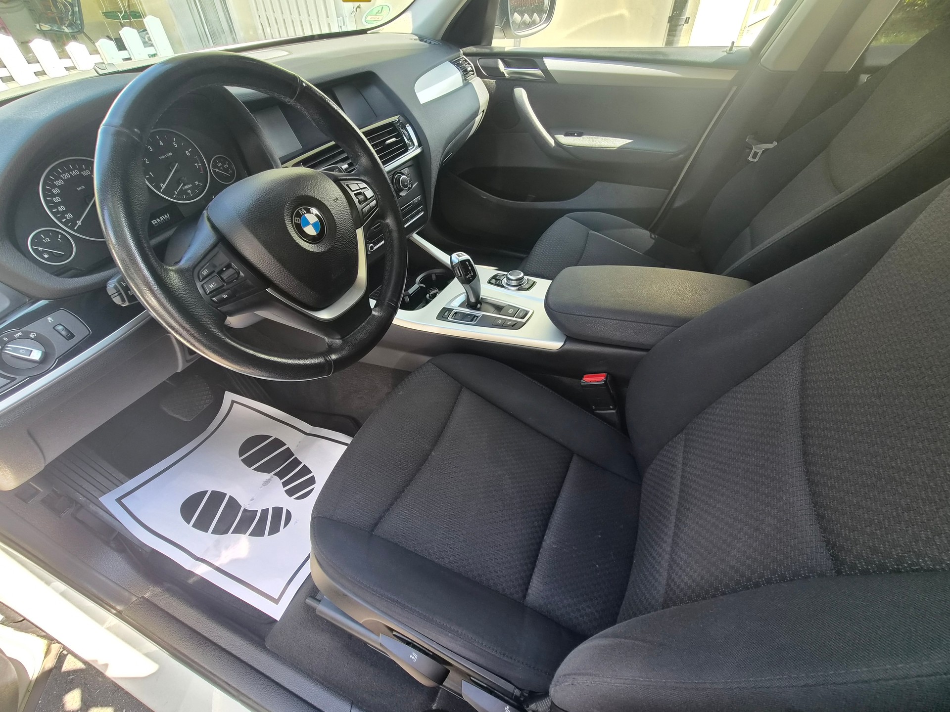 BMW X3 xDrive 28i Steptronic-image-12