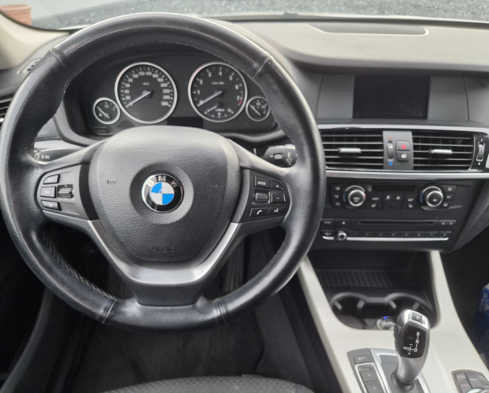 BMW X3 xDrive 28i Steptronic-image-11
