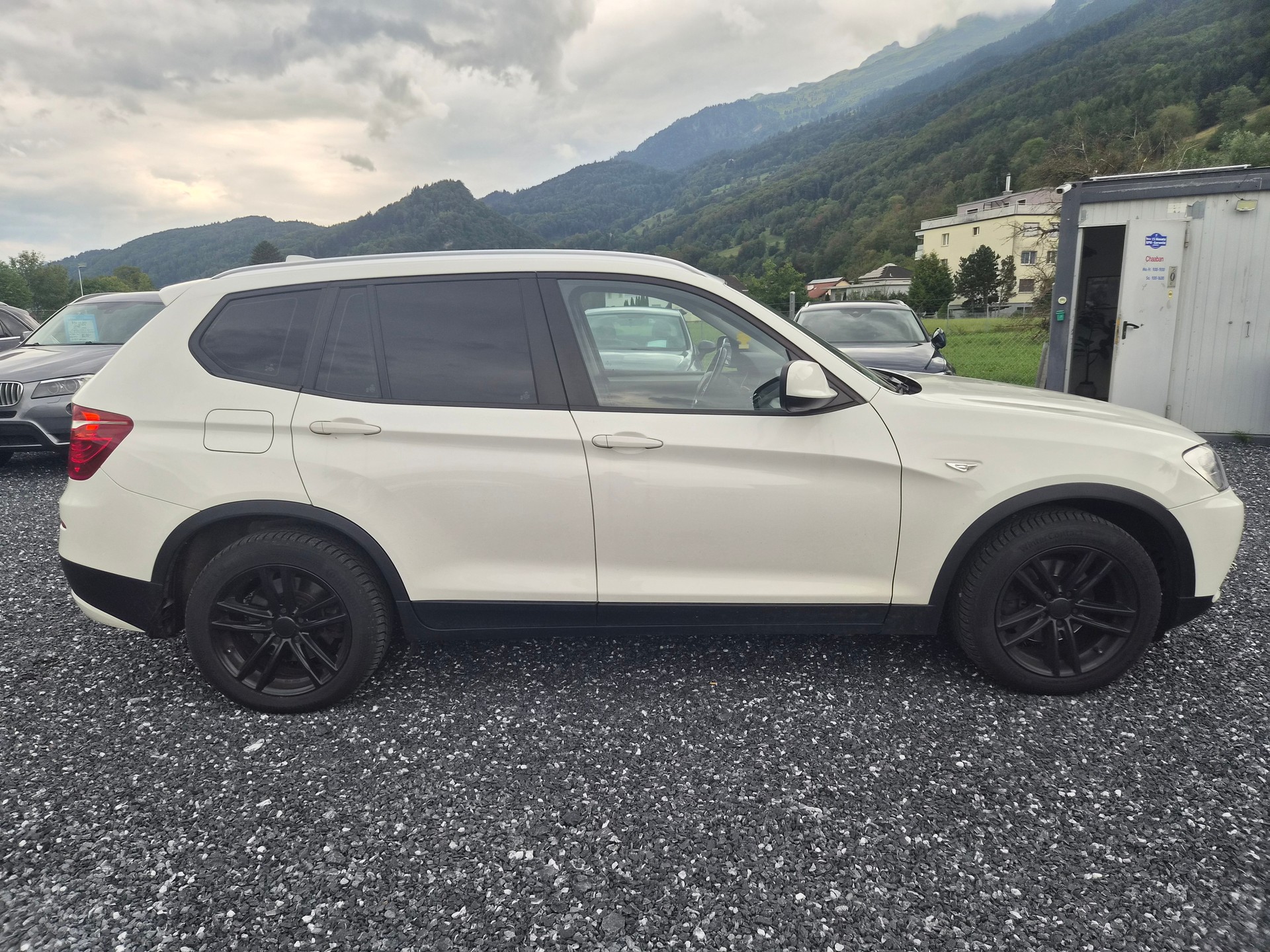 BMW X3 xDrive 28i Steptronic-image-5