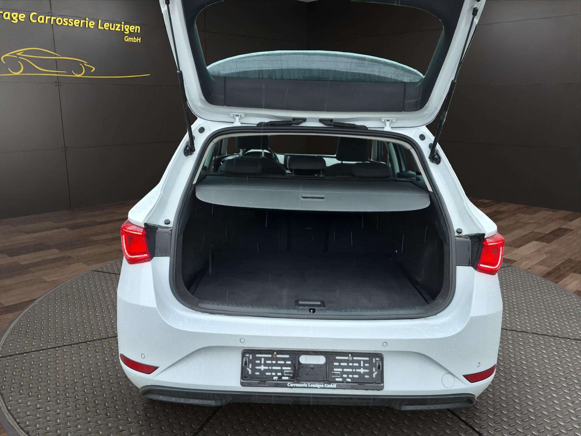 SEAT Leon ST 2.0 TDI EVO DSG Style-image-13