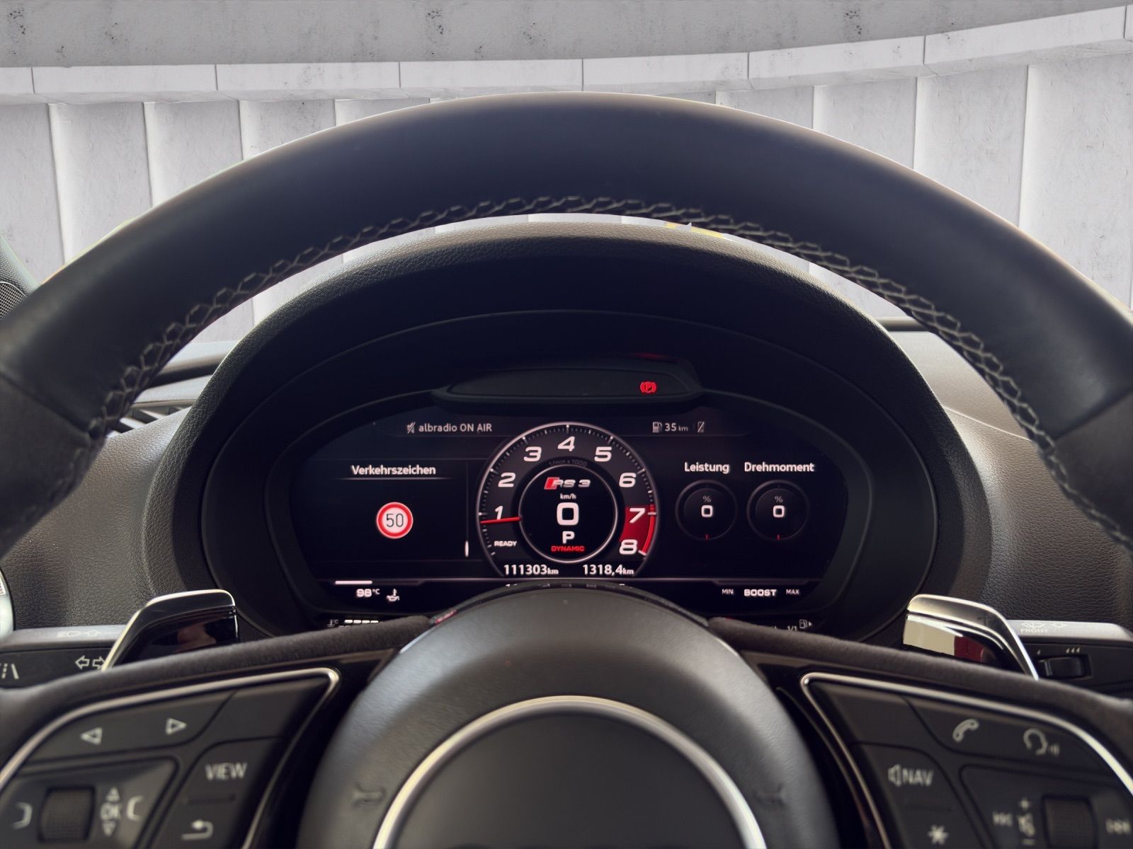 AUDI RS3 Limousine 2.5 TSI quattro S-tronic-image-11
