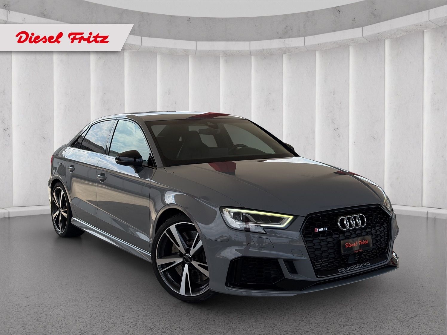AUDI RS3 Limousine 2.5 TSI quattro S-tronic-image-6