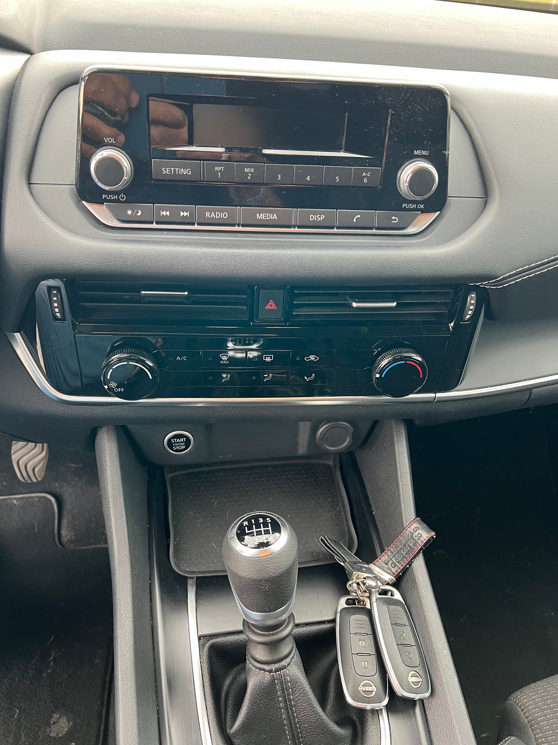 NISSAN Qashqai 1.3 DIG-T MHEV N-Connecta-image-7