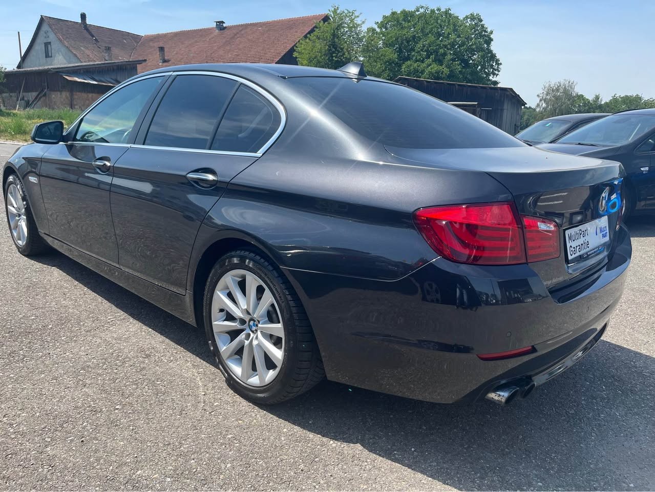 BMW 528i xDrive Steptronic-image-5