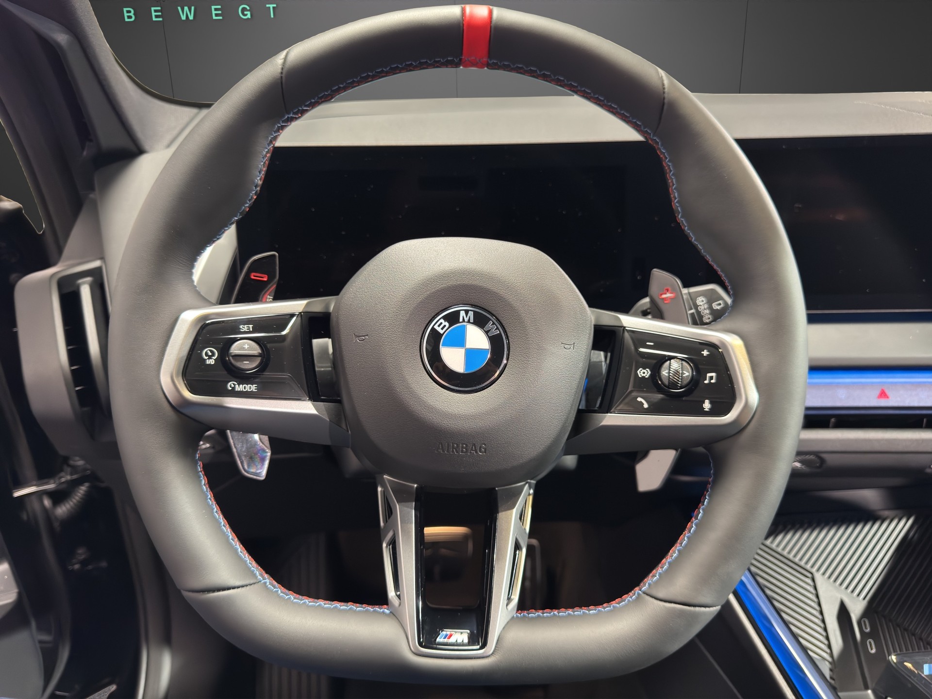 BMW X3 M50i-image-10